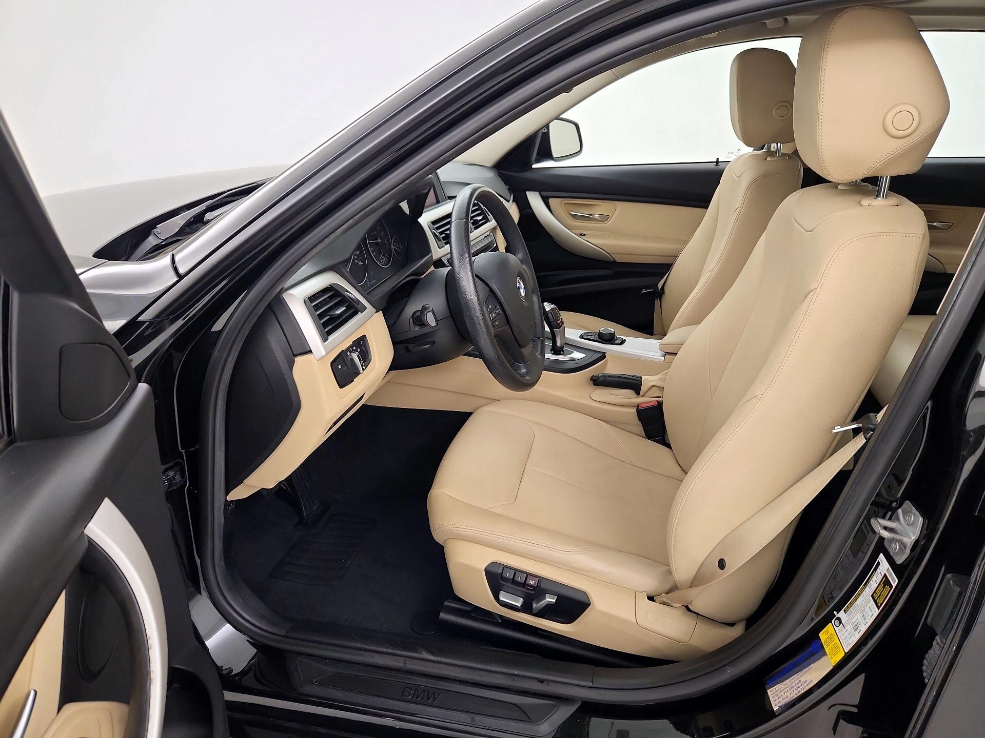 Thumbnail: 2018 BMW 3 Series - 11