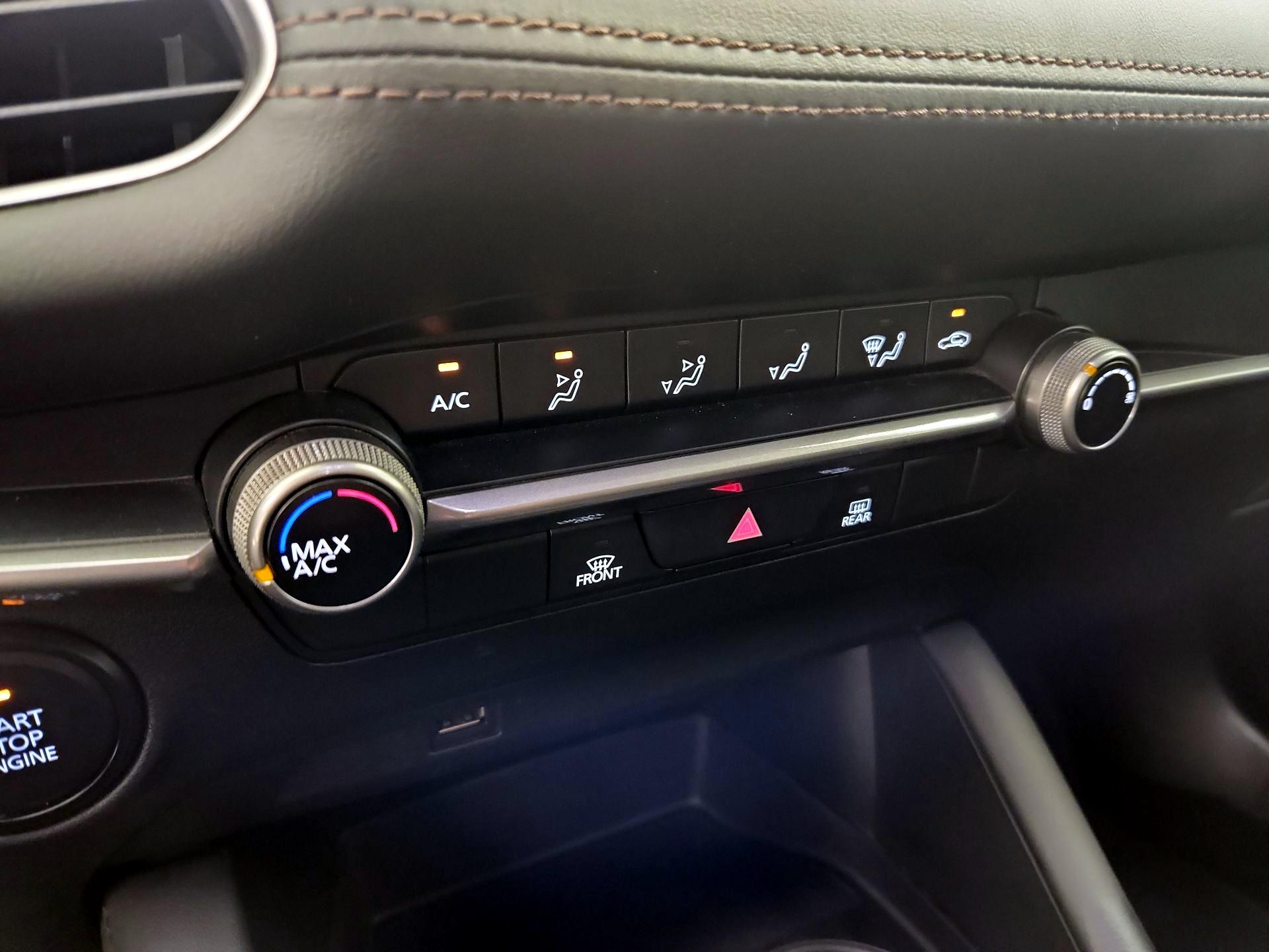 Thumbnail: 2020 Mazda Mazda3 - 16