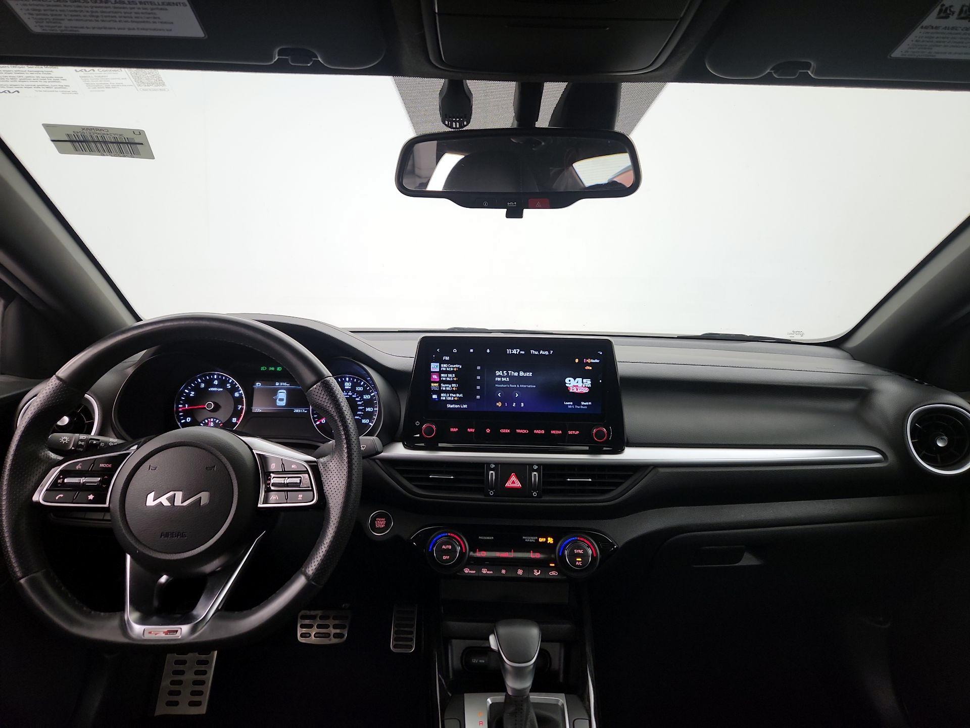 Thumbnail: 2023 Kia Forte - 9