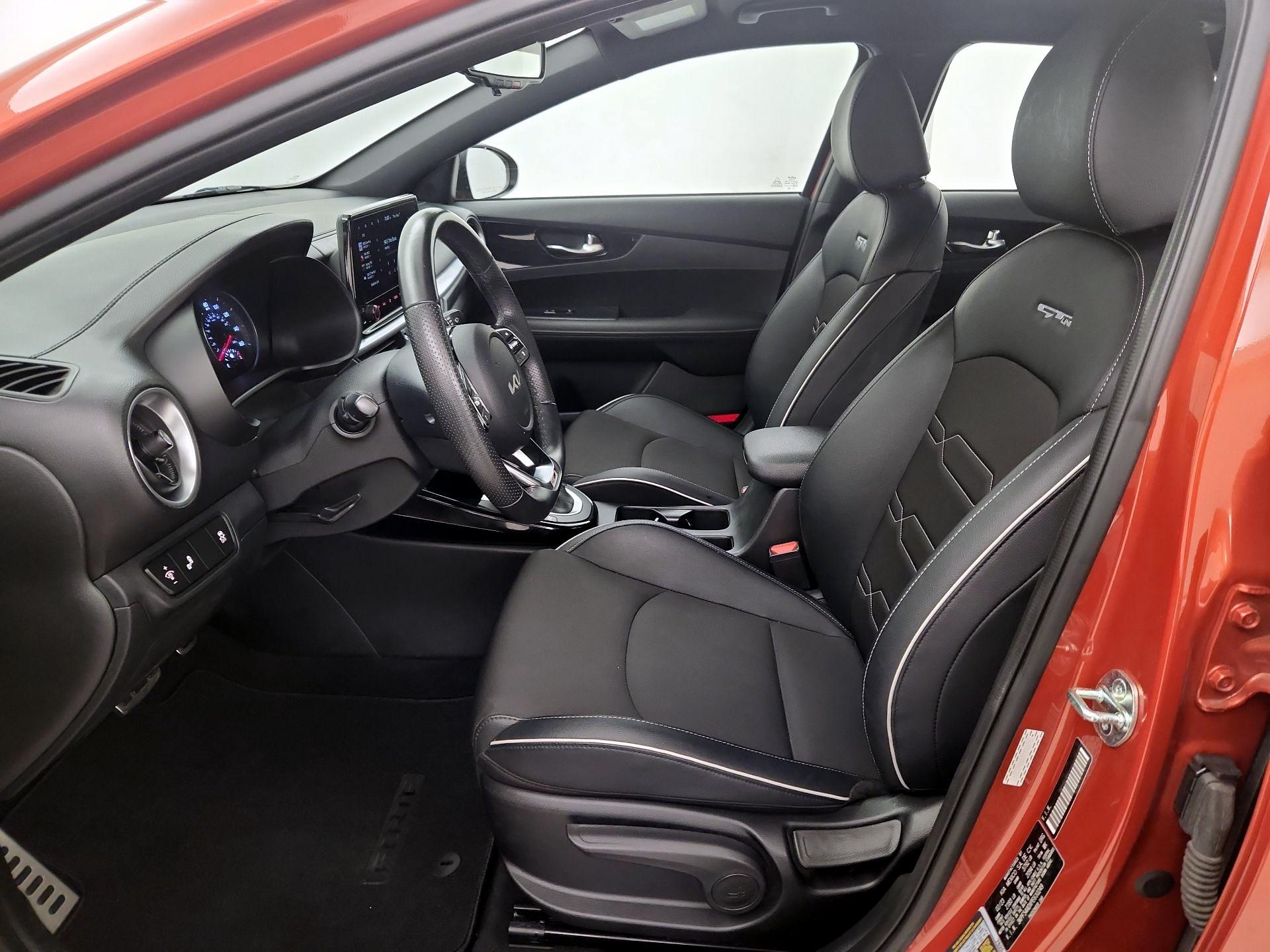 Thumbnail: 2023 Kia Forte - 11