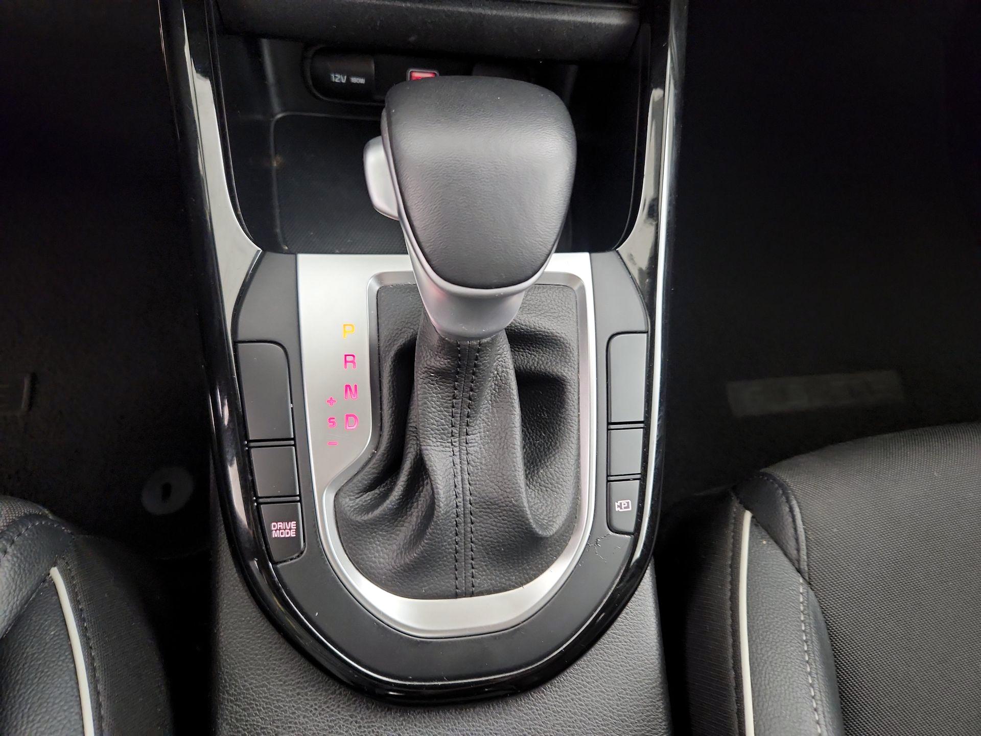 Thumbnail: 2023 Kia Forte - 17