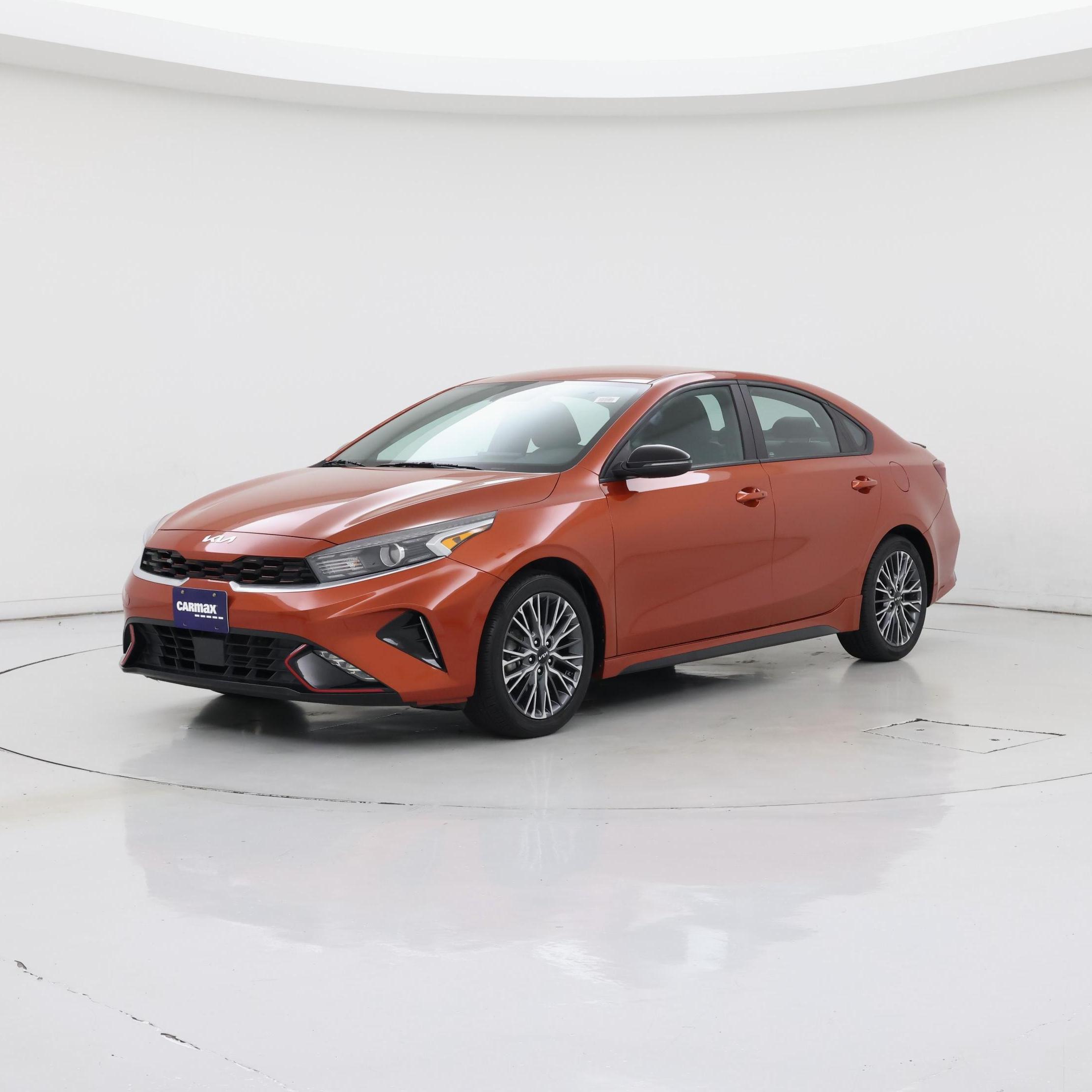 Thumbnail: 2023 Kia Forte - 4