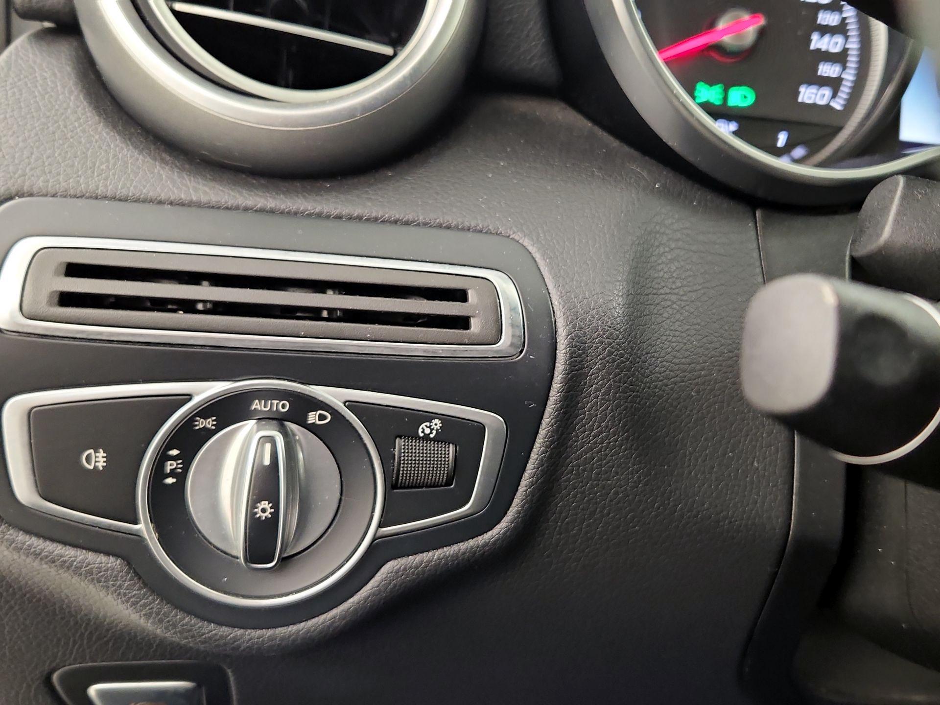 Thumbnail: 2017 Mercedes-Benz C-Class - 13