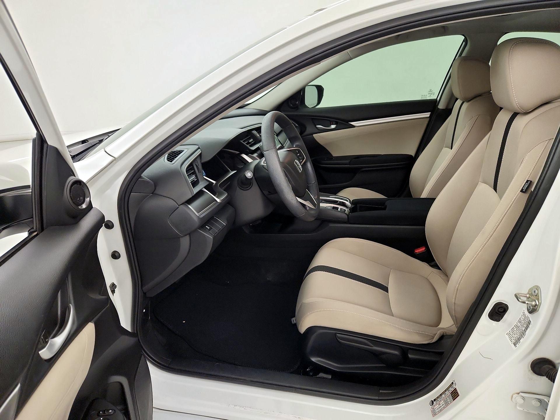 Thumbnail: 2016 Honda Civic - 11