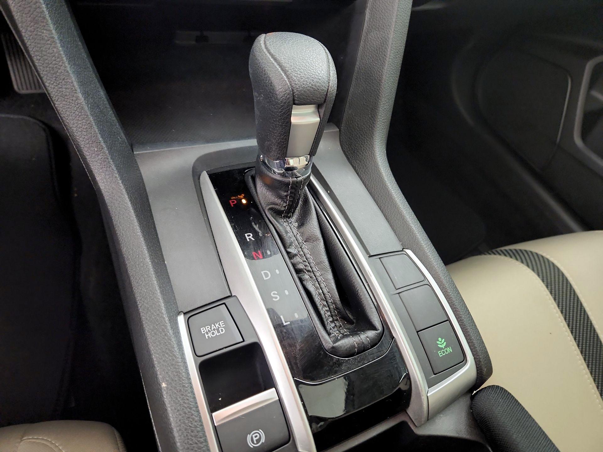 Thumbnail: 2016 Honda Civic - 17