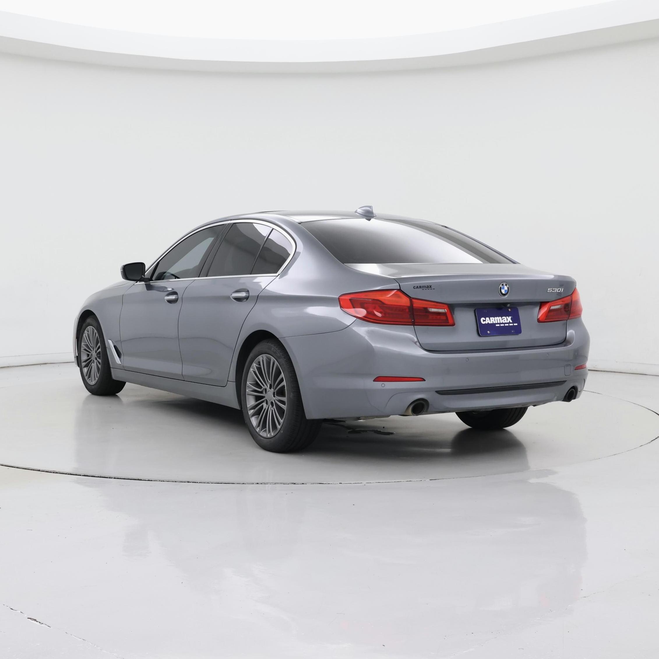 Thumbnail: 2017 BMW 5 Series - 2