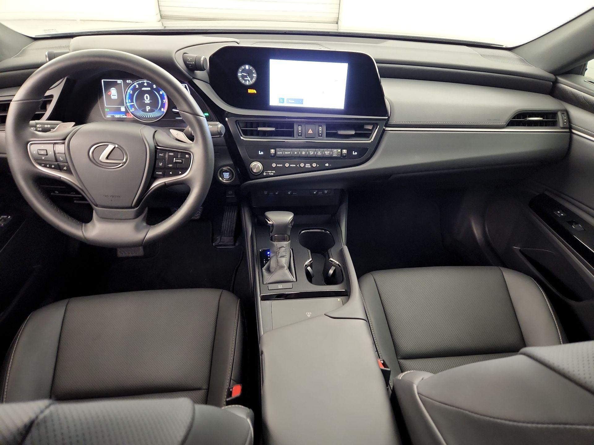 Thumbnail: 2024 Lexus ES - 9