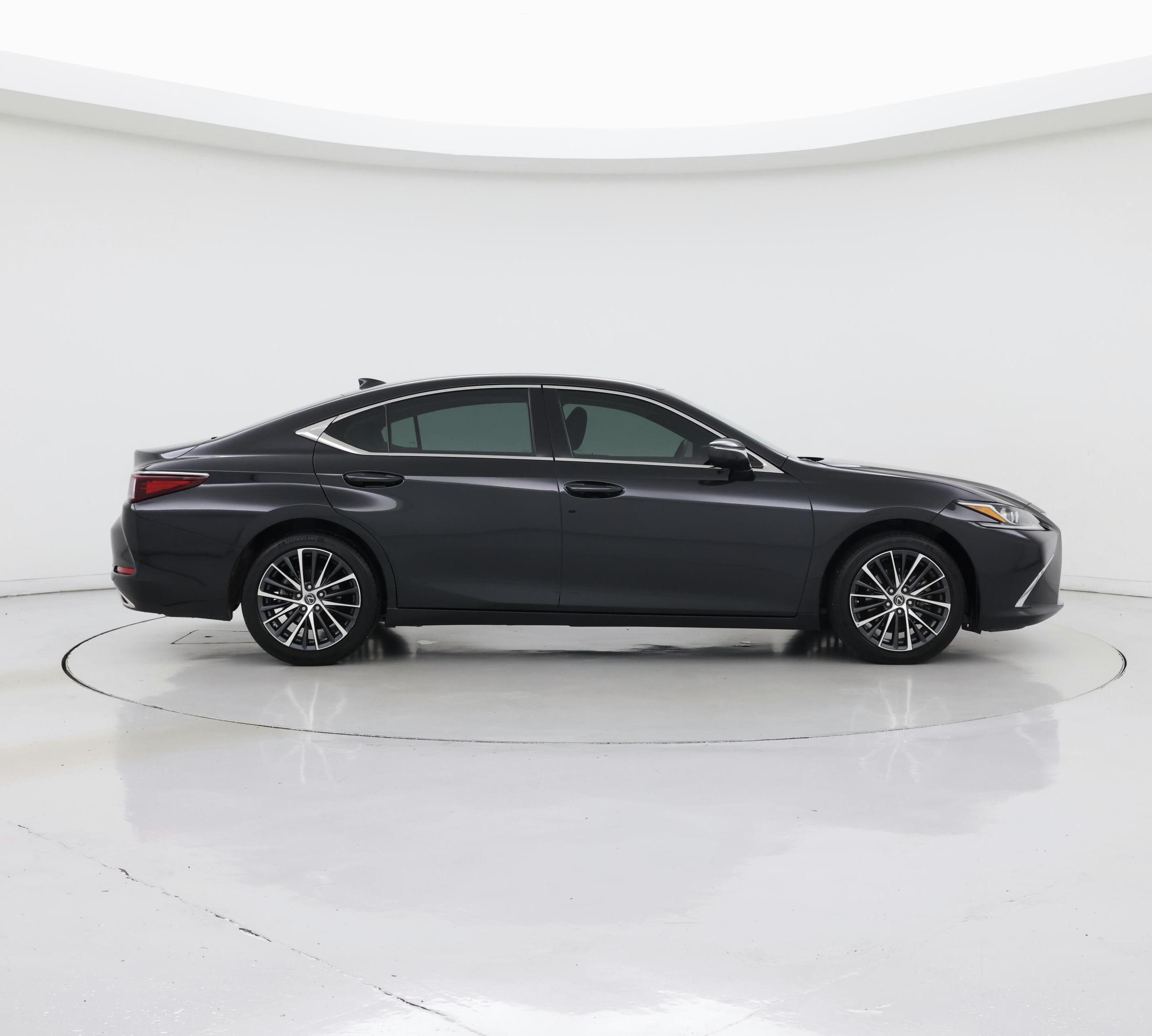 Thumbnail: 2024 Lexus ES - 7