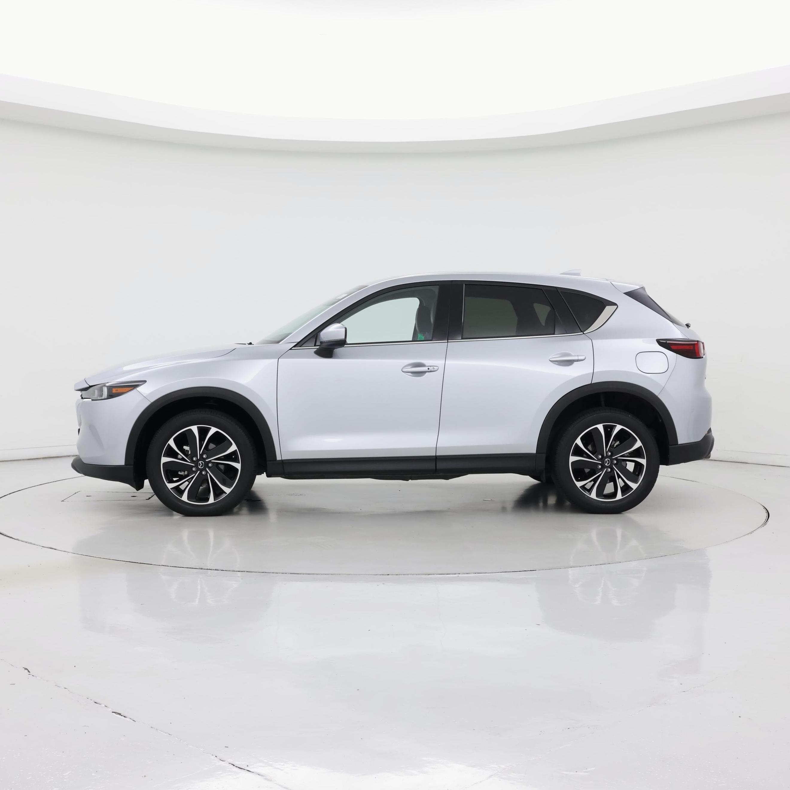 Thumbnail: 2022 Mazda CX-5 - 3