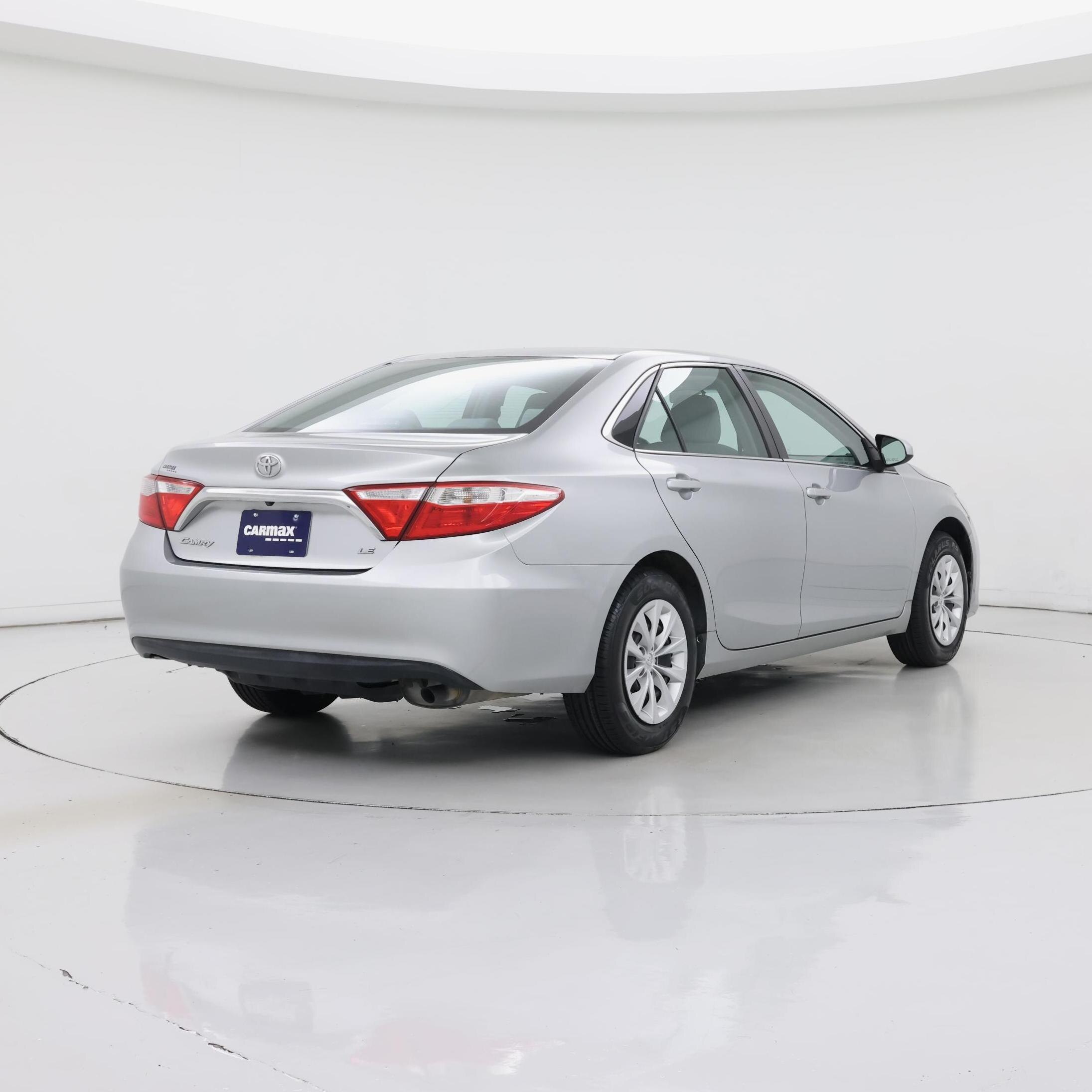Thumbnail: 2017 Toyota Camry - 8