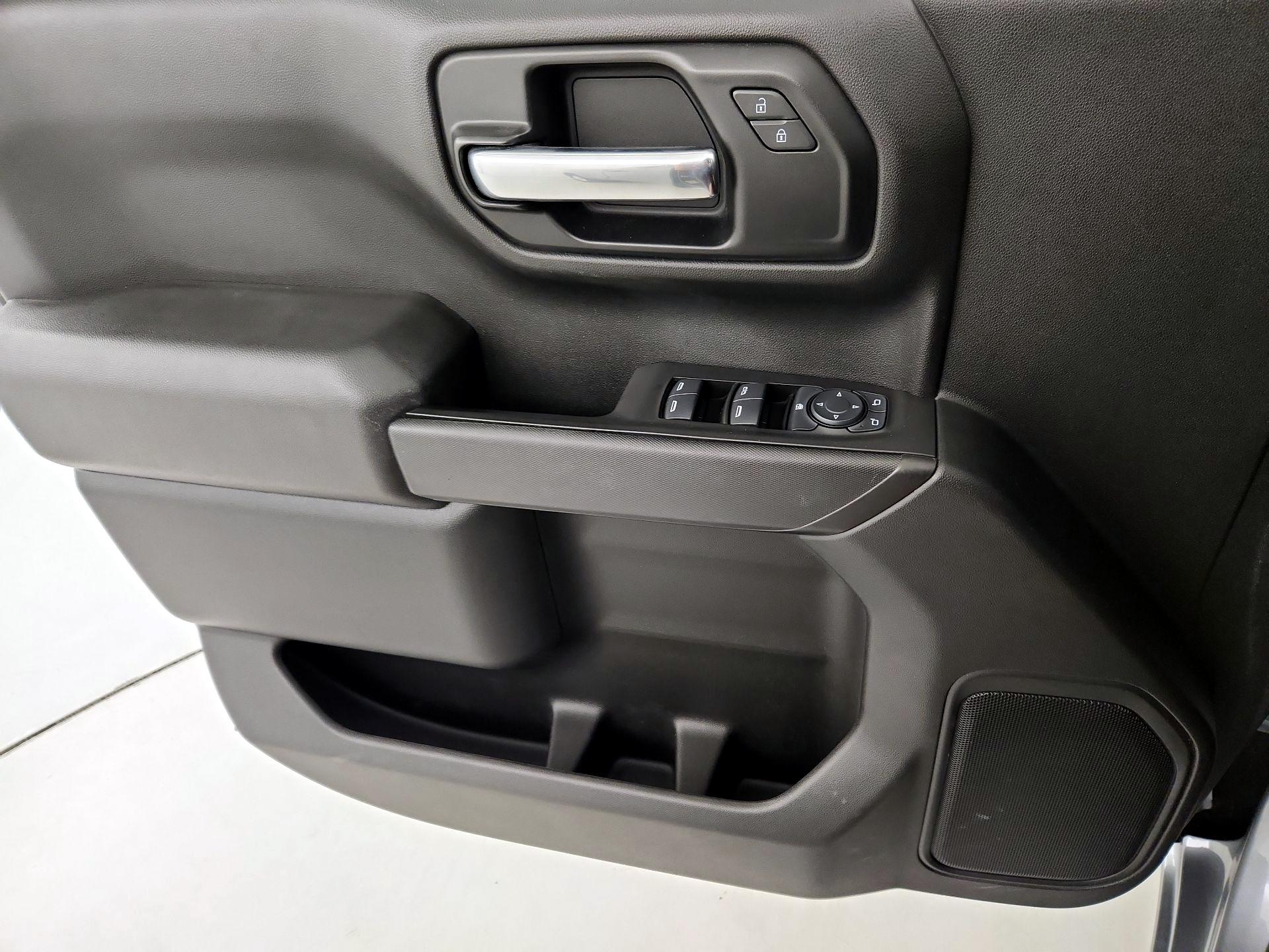 Thumbnail: 2020 Chevrolet Silverado 1500 - 12