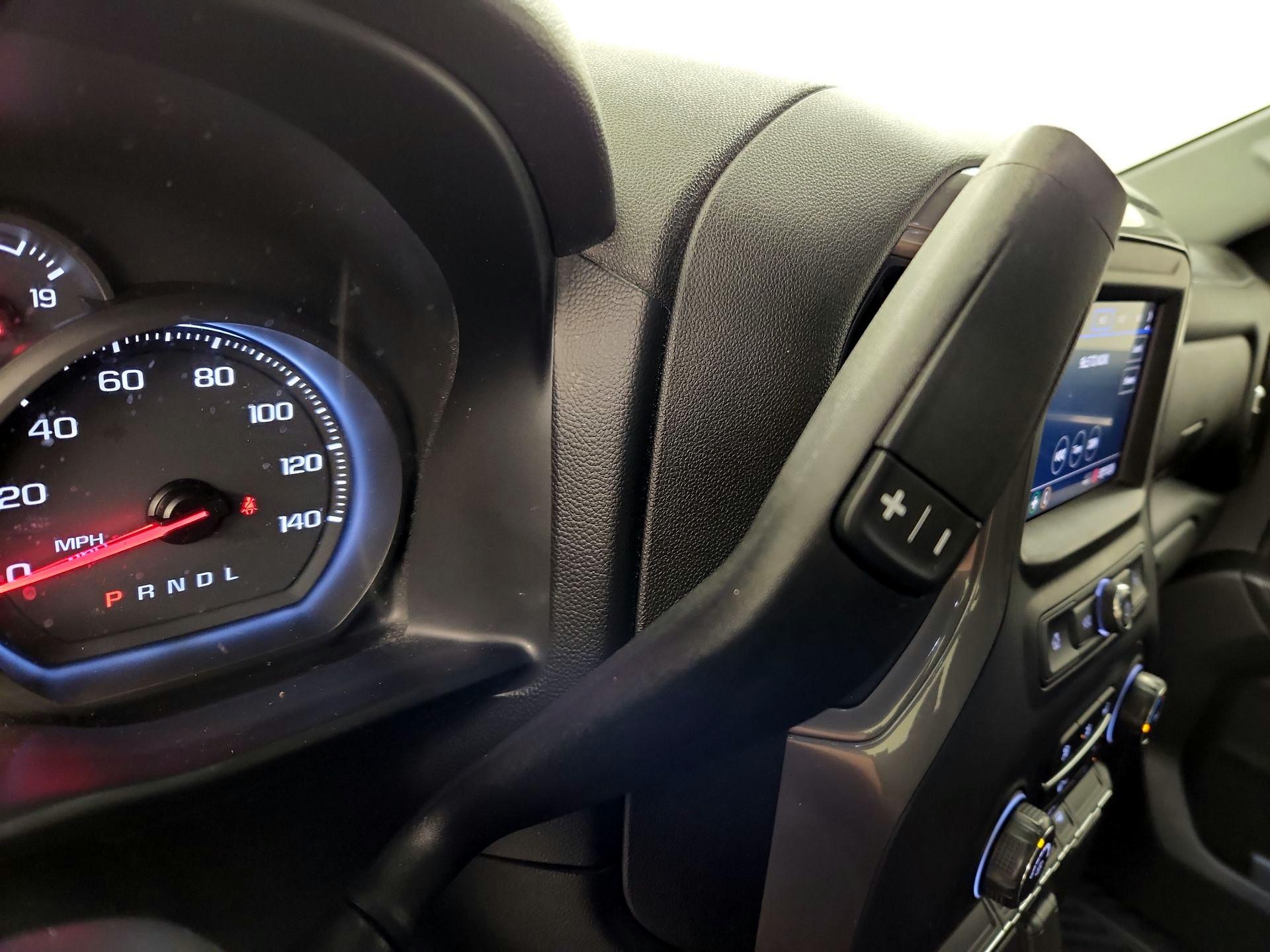 Thumbnail: 2020 Chevrolet Silverado 1500 - 17