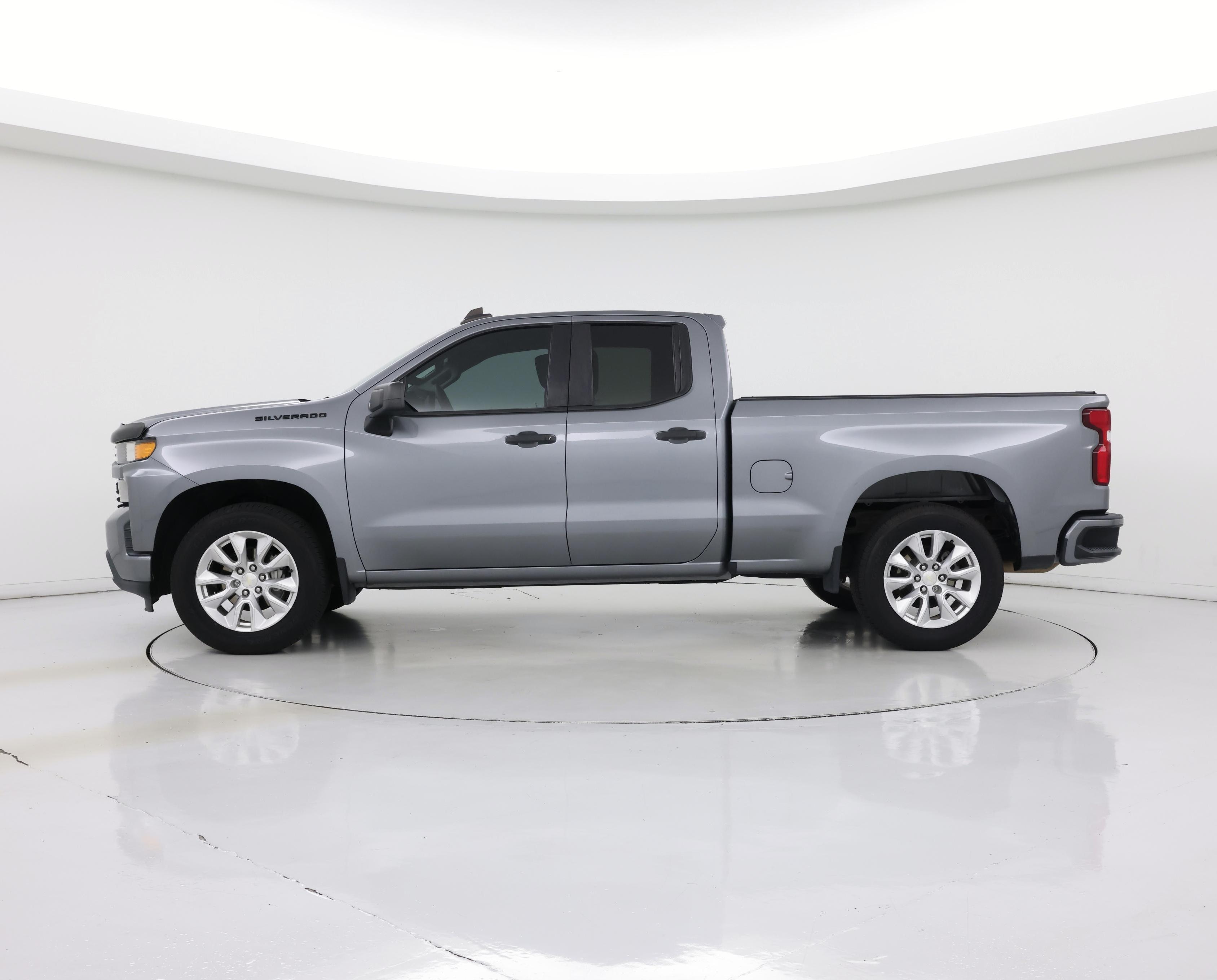 Thumbnail: 2020 Chevrolet Silverado 1500 - 3