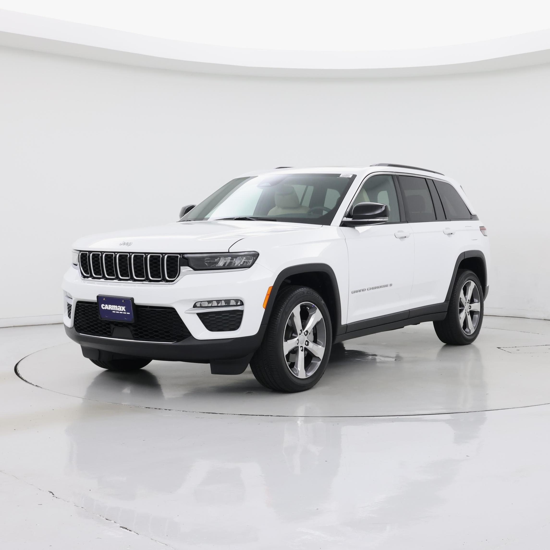 Thumbnail: 2025 Jeep Grand Cherokee - 4