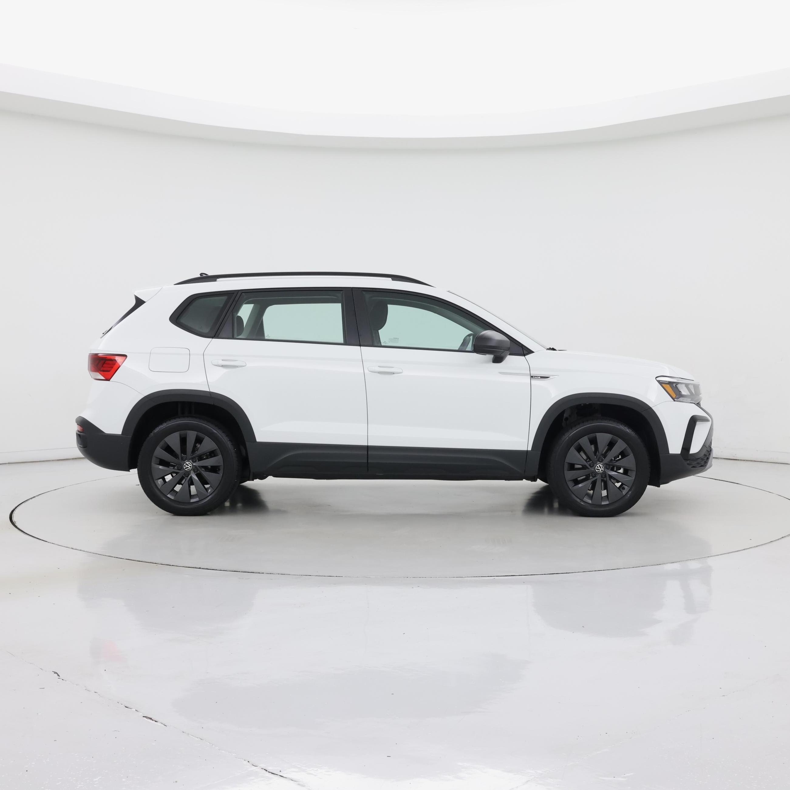 Thumbnail: 2024 Volkswagen Taos - 7