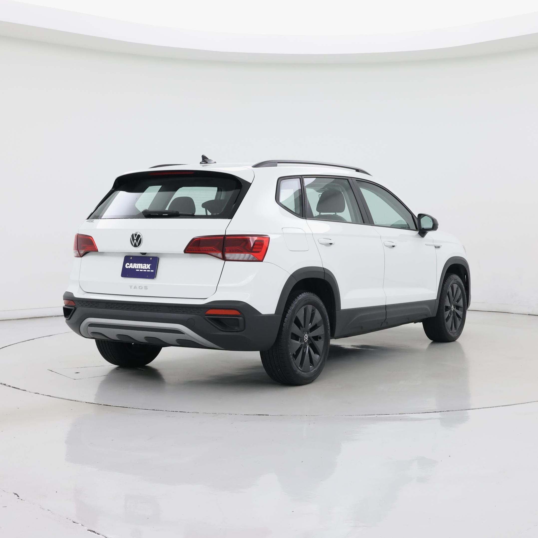 Thumbnail: 2024 Volkswagen Taos - 8