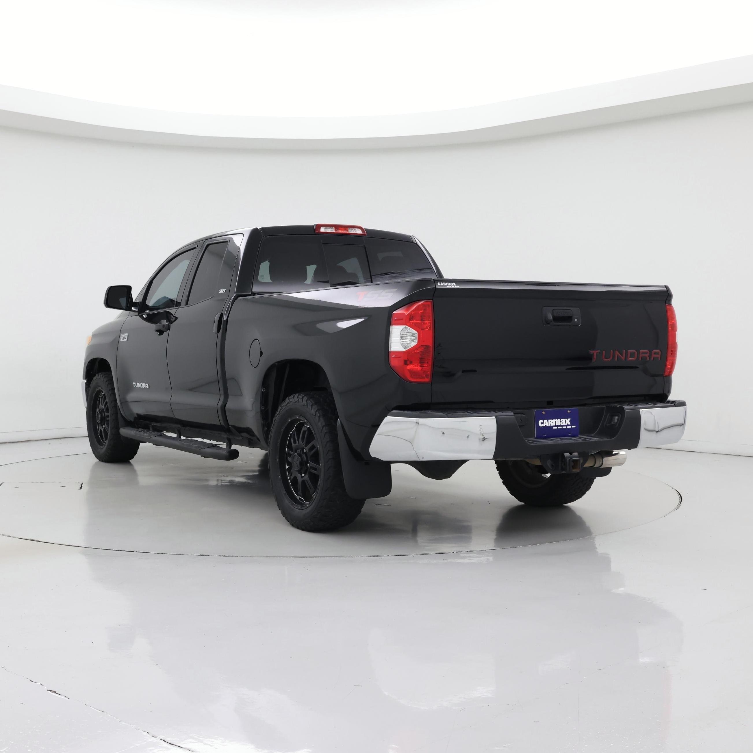 Thumbnail: 2016 Toyota Tundra - 2