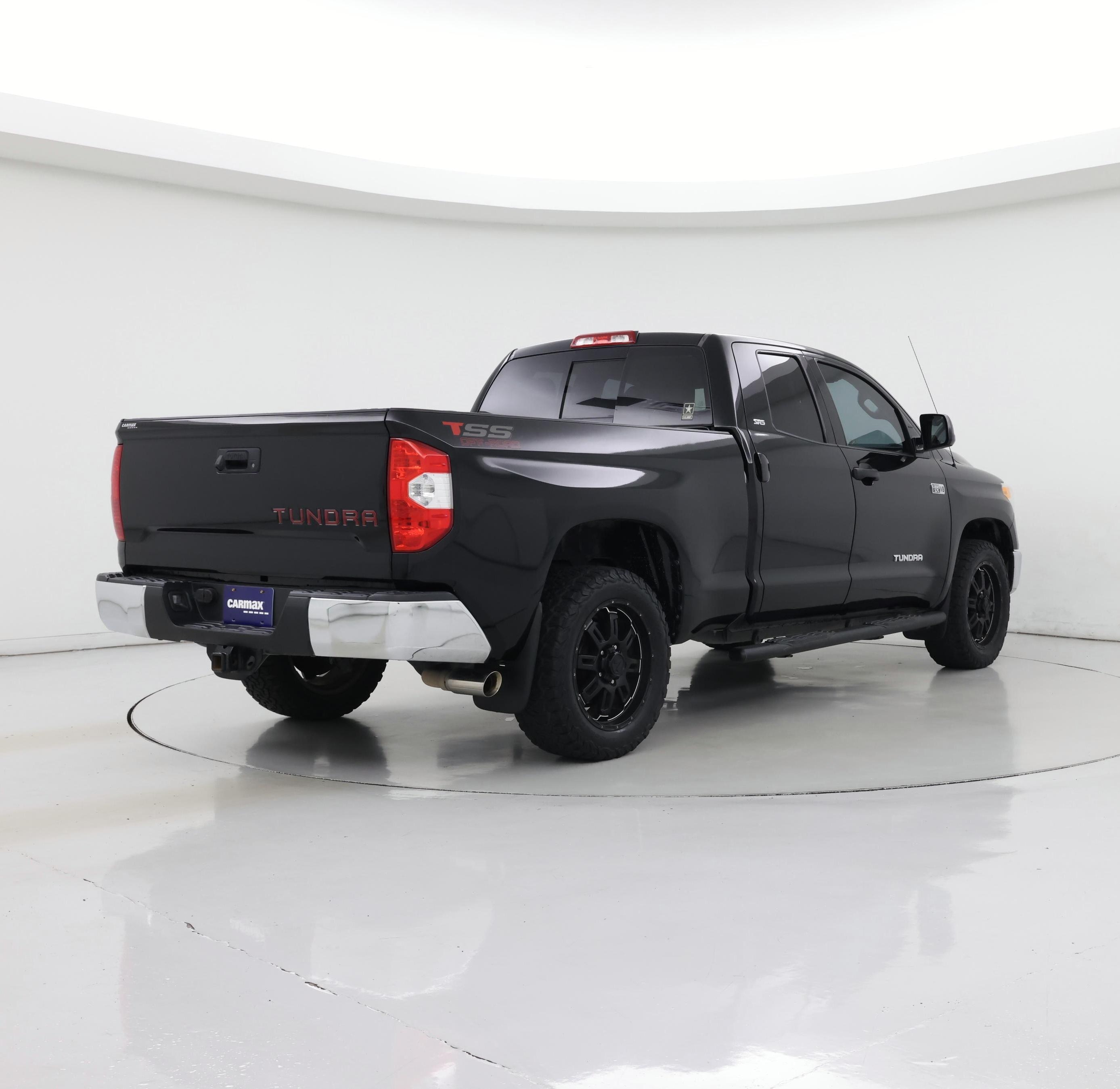 Thumbnail: 2016 Toyota Tundra - 8