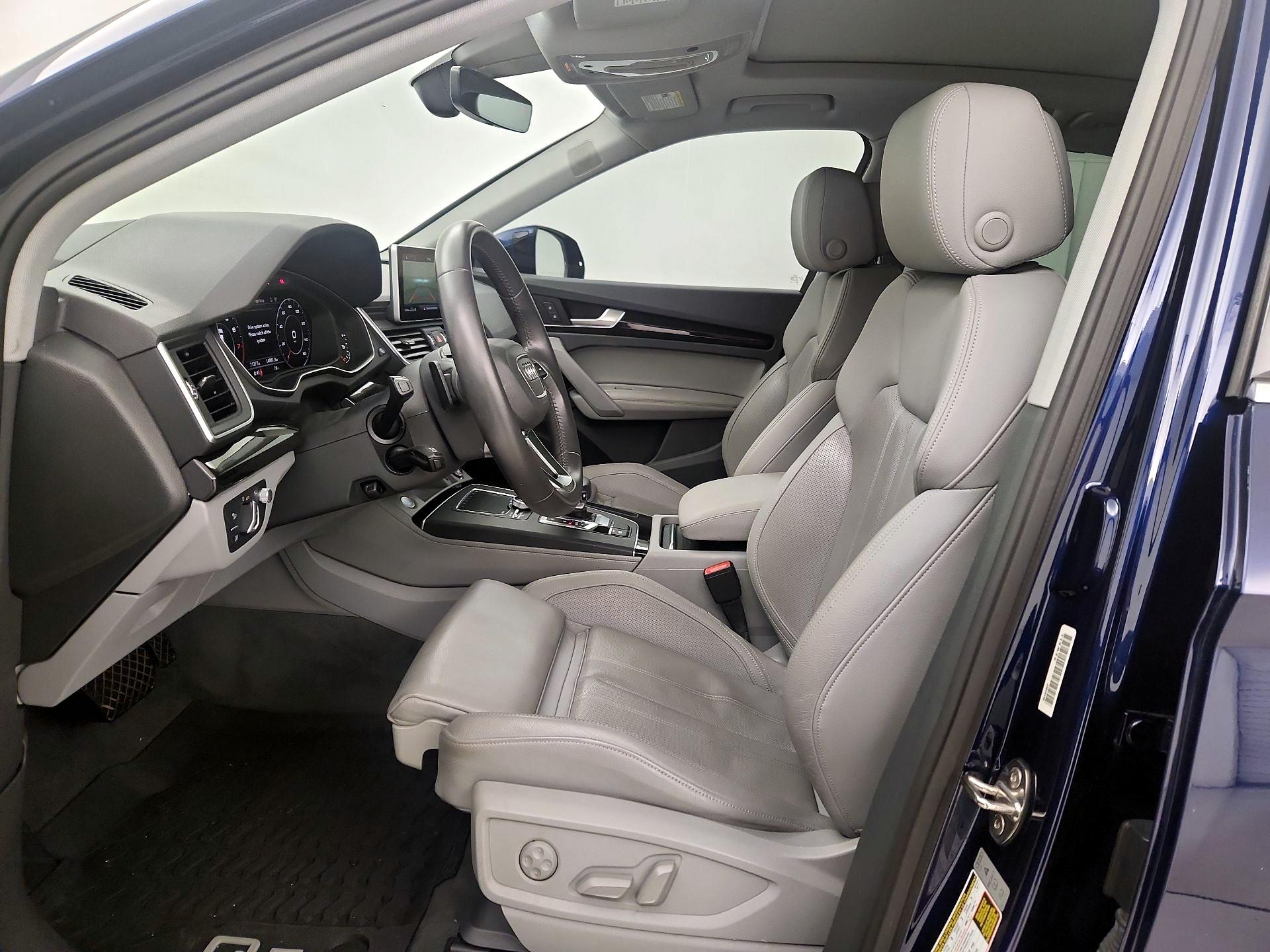 Thumbnail: 2019 Audi Q5 - 11