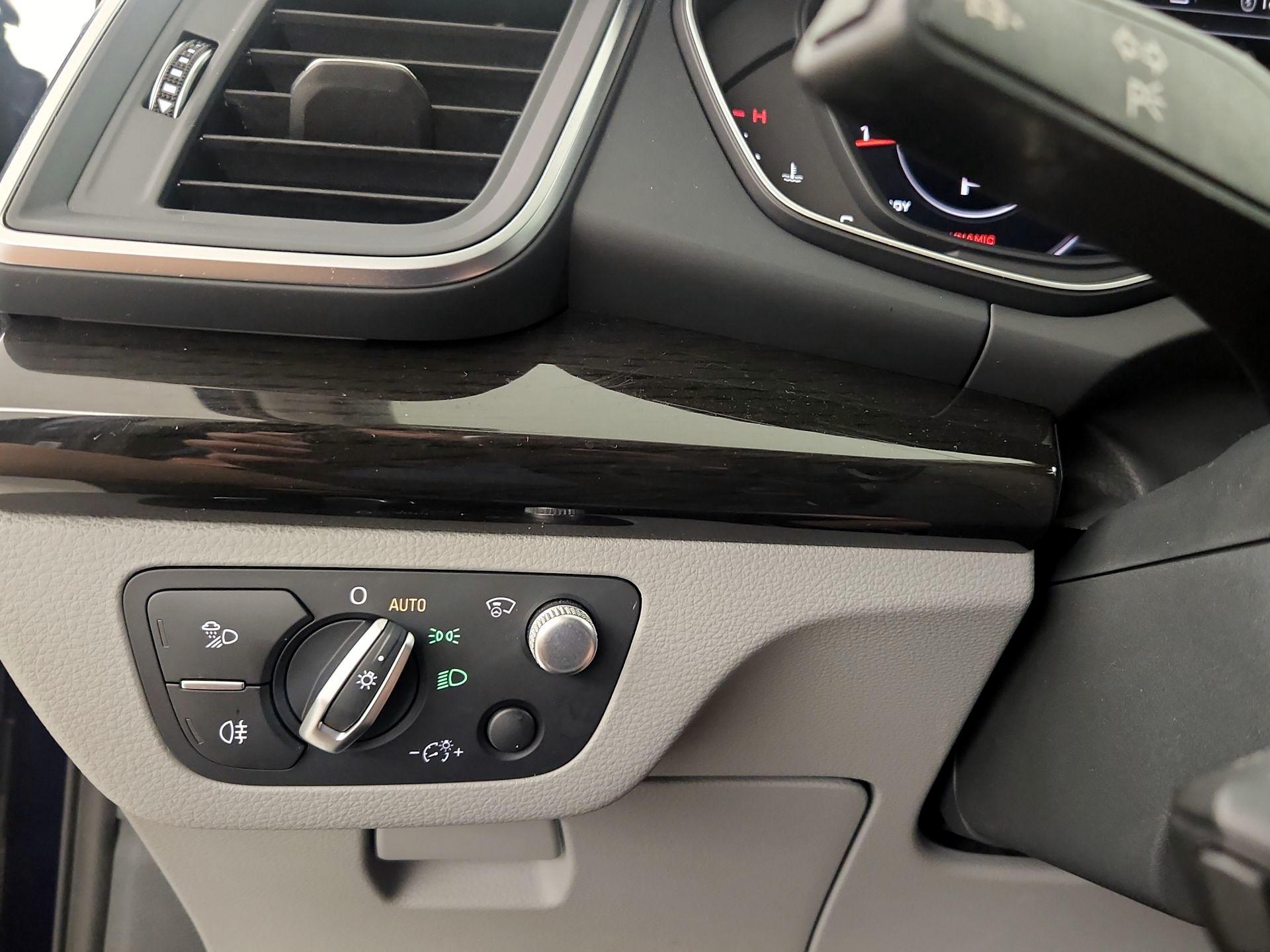 Thumbnail: 2019 Audi Q5 - 13