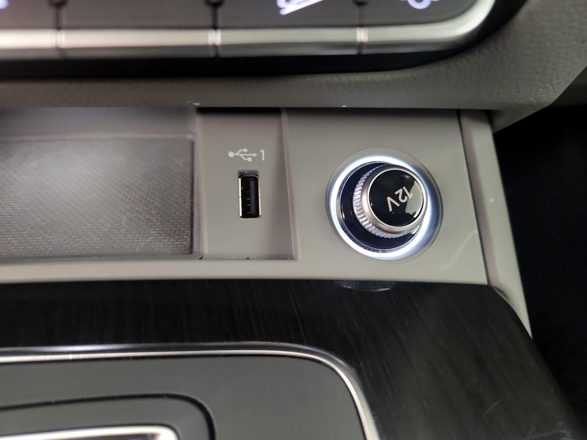 Thumbnail: 2019 Audi Q5 - 18