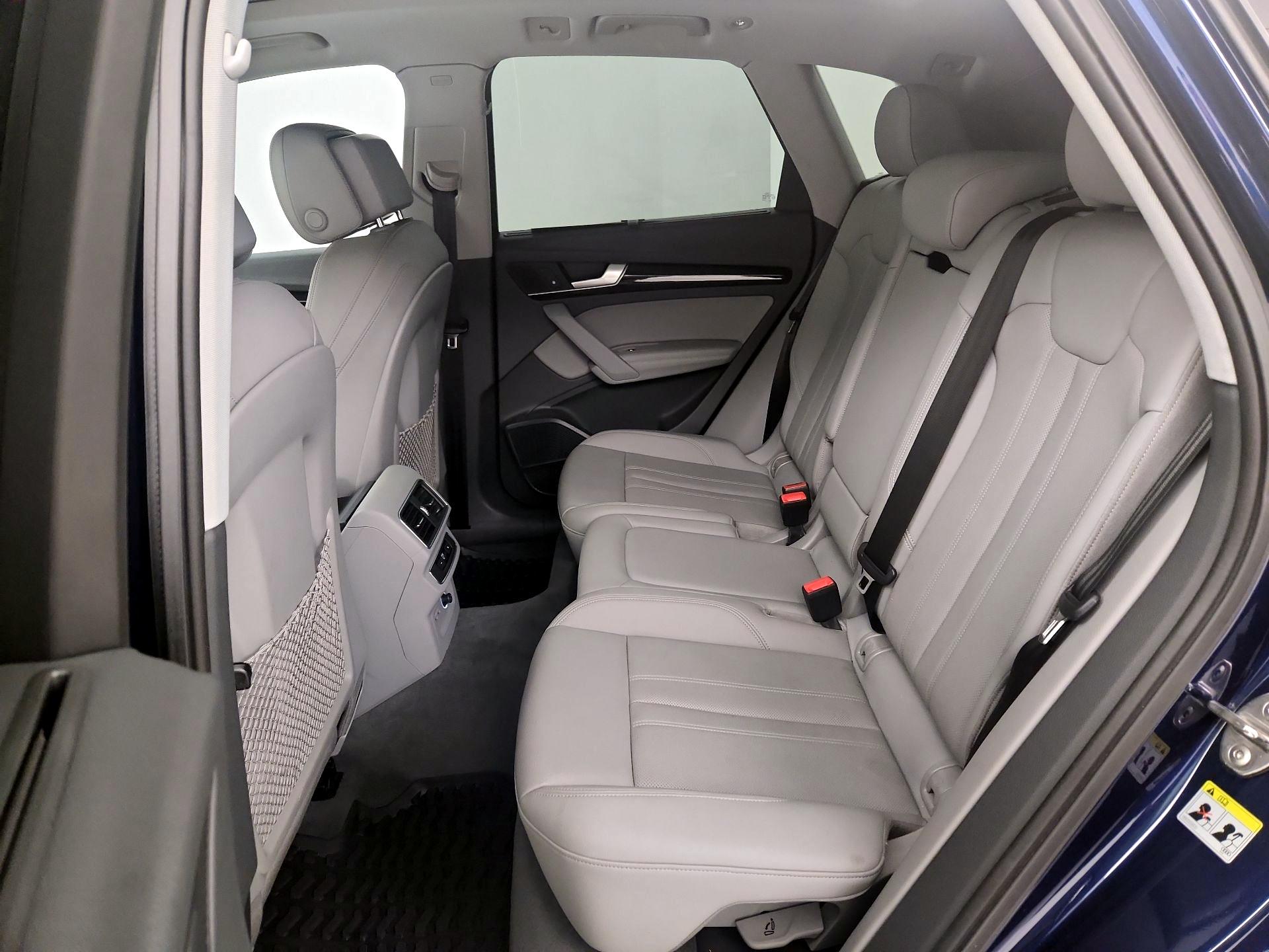 Thumbnail: 2019 Audi Q5 - 19