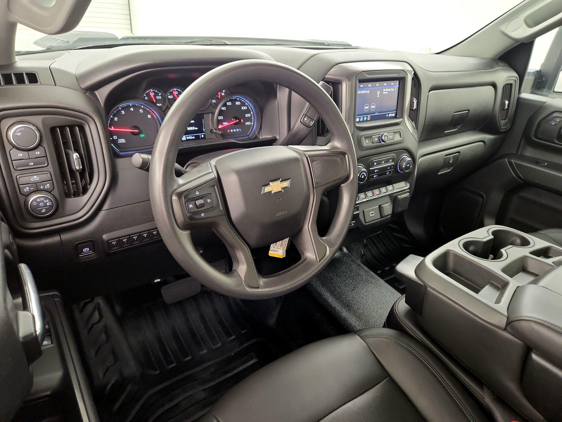 Thumbnail: 2020 Chevrolet Silverado 3500 - 9