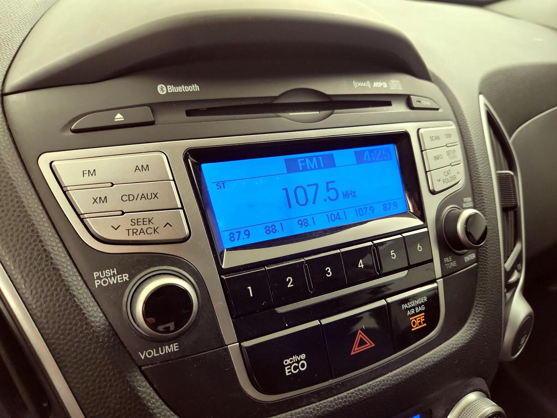 Thumbnail: 2013 Hyundai Tucson - 14
