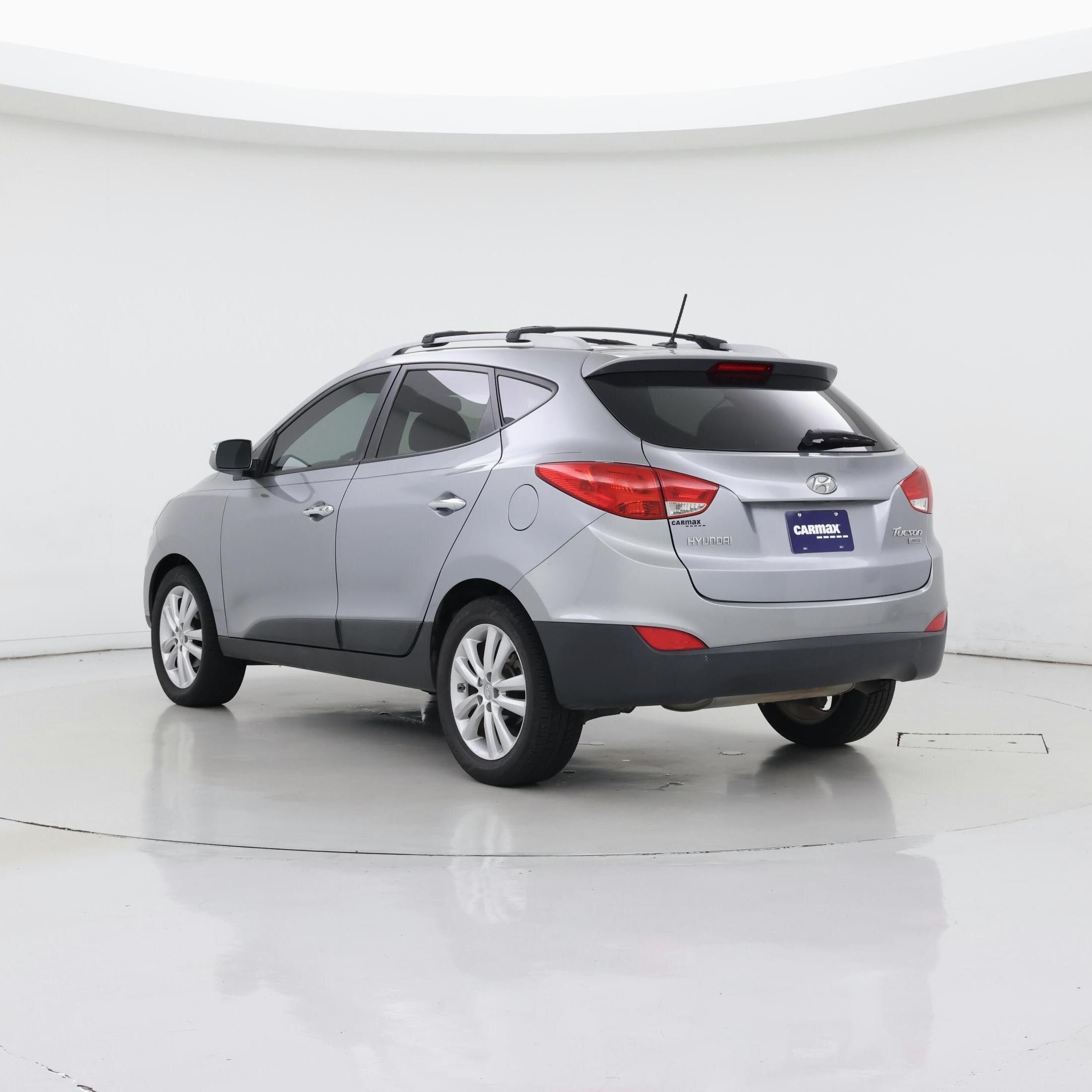 Thumbnail: 2013 Hyundai Tucson - 2