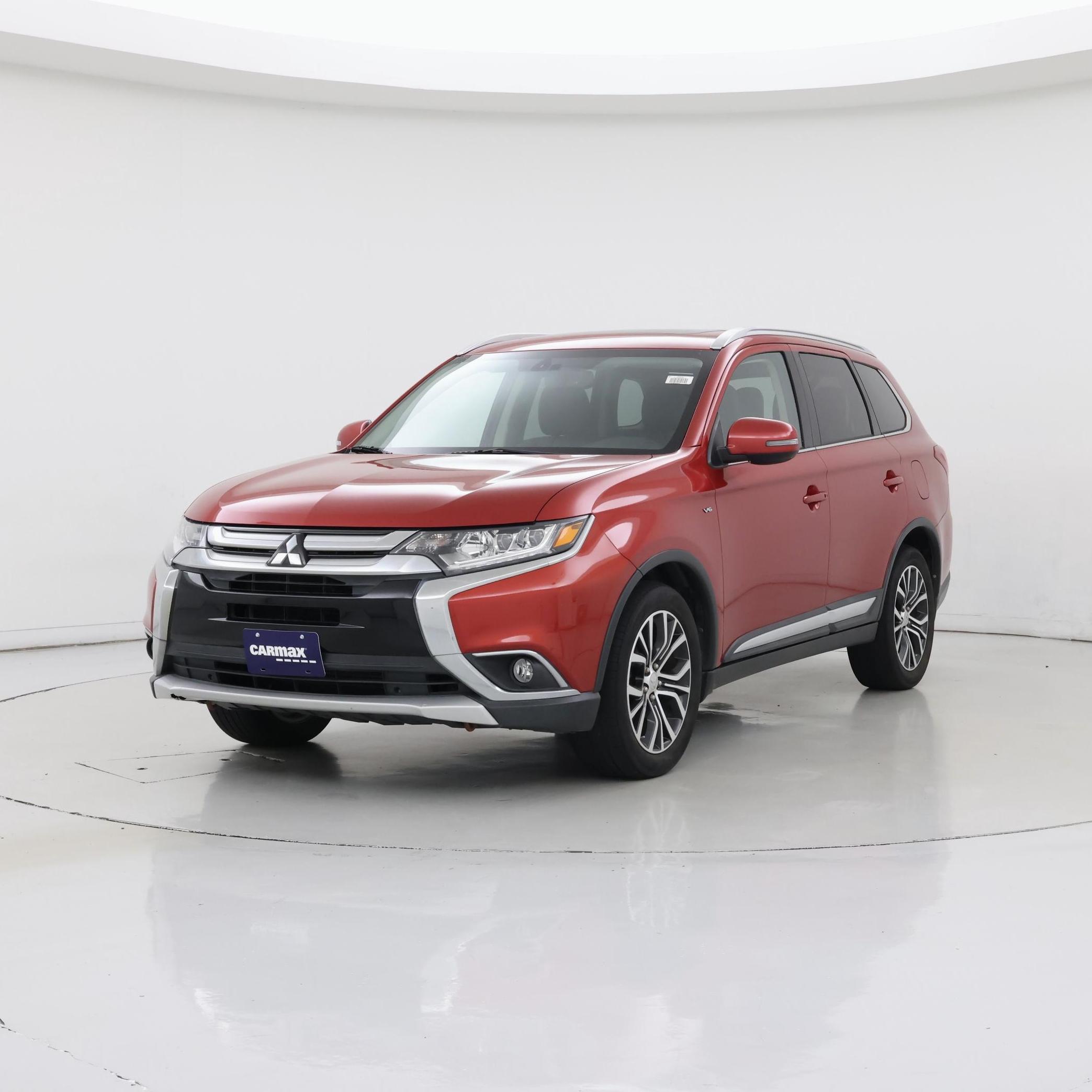 Thumbnail: 2016 Mitsubishi Outlander - 4