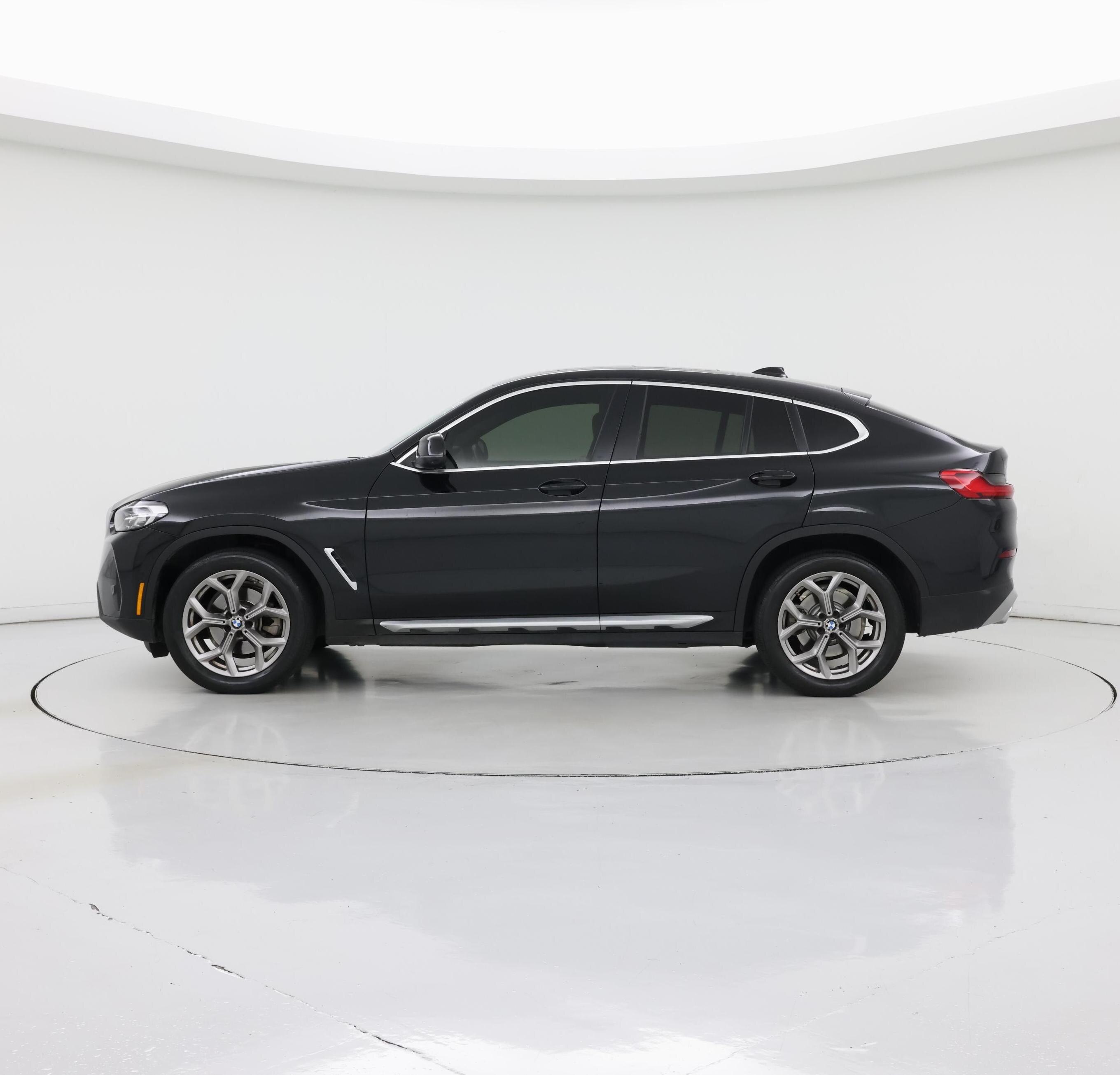 Thumbnail: 2022 BMW X4 - 3