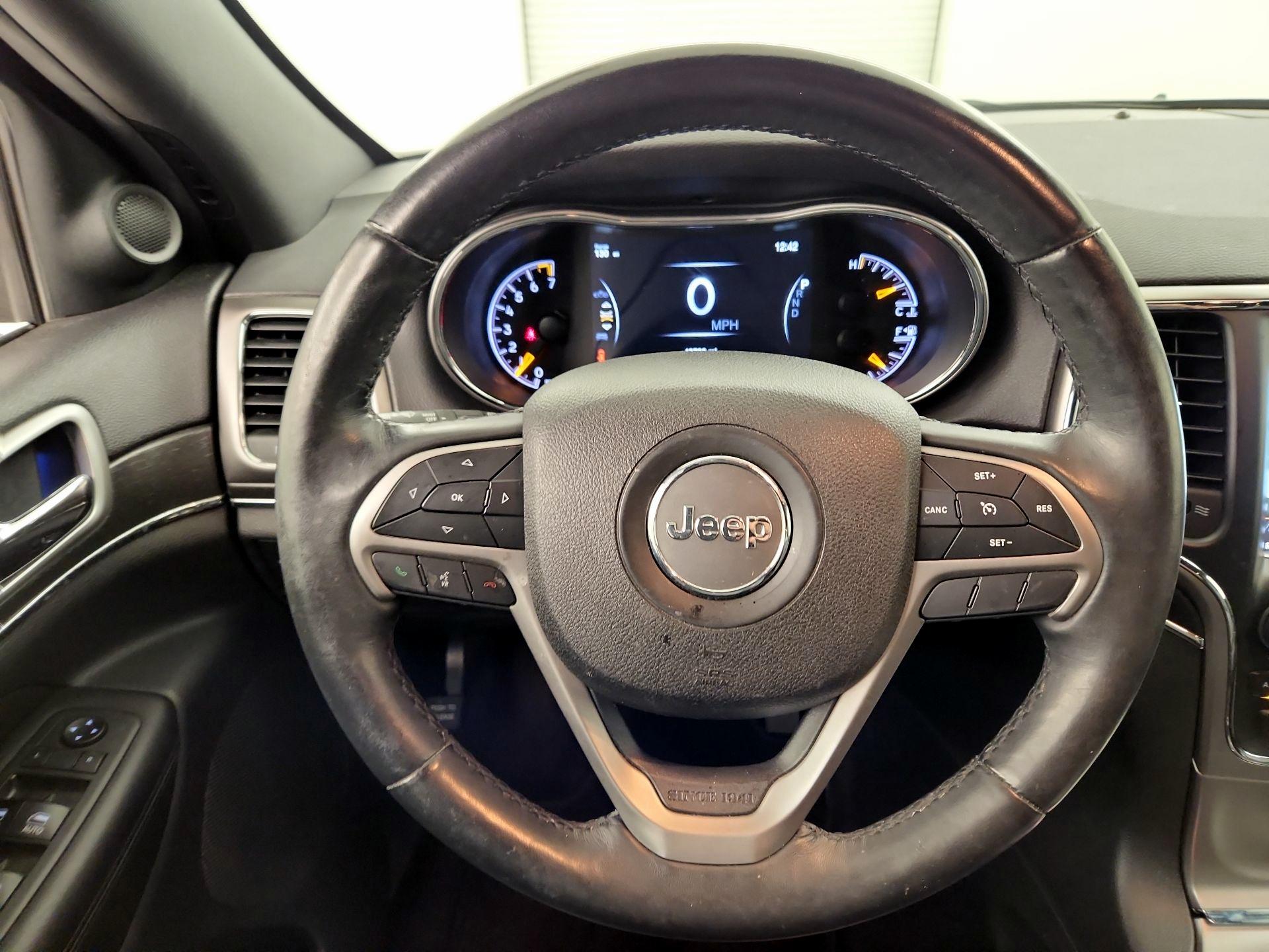 Thumbnail: 2018 Jeep Grand Cherokee - 10