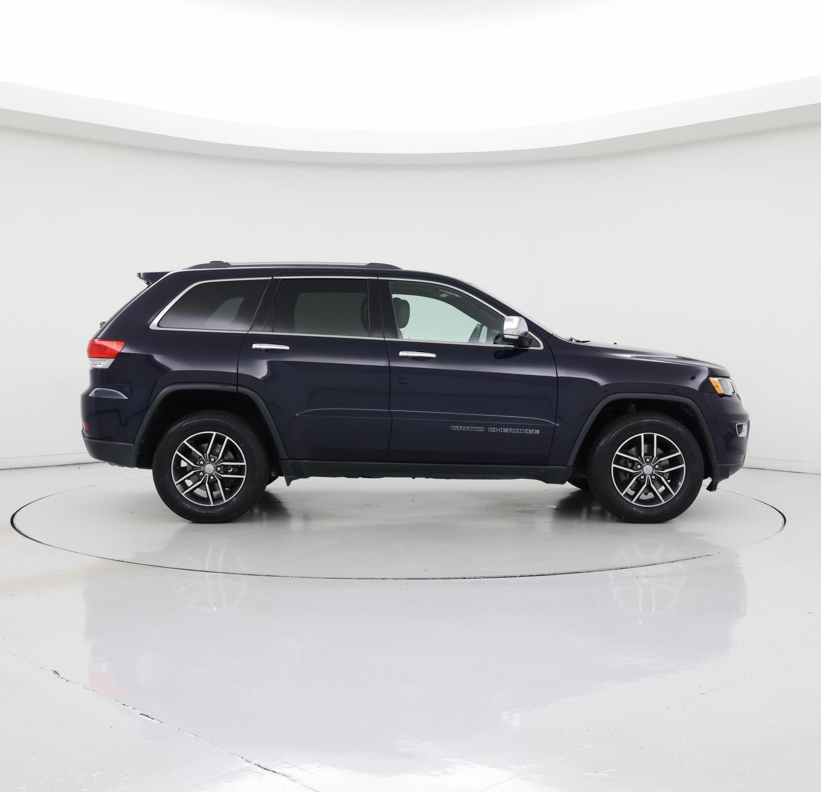 Thumbnail: 2018 Jeep Grand Cherokee - 7