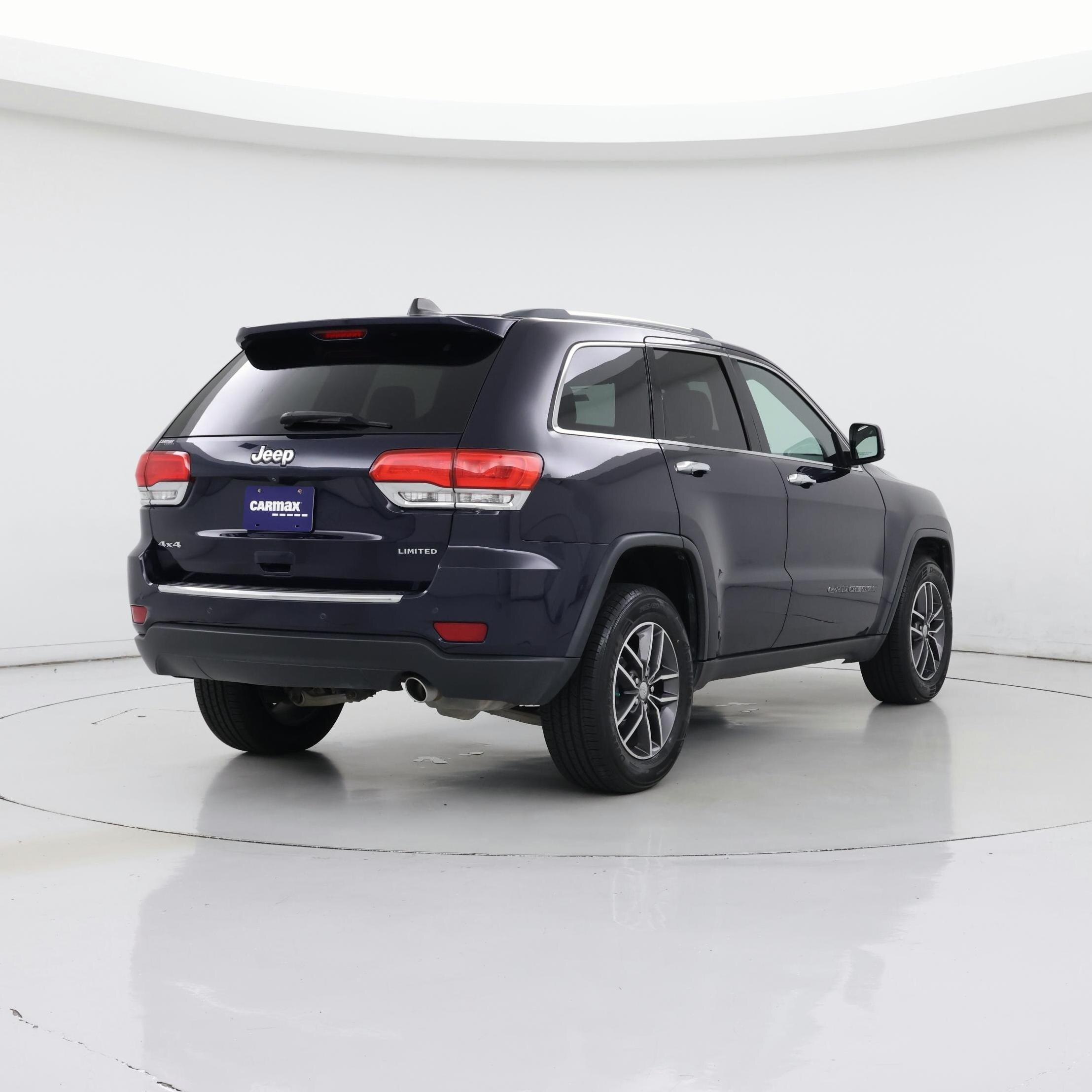 Thumbnail: 2018 Jeep Grand Cherokee - 8