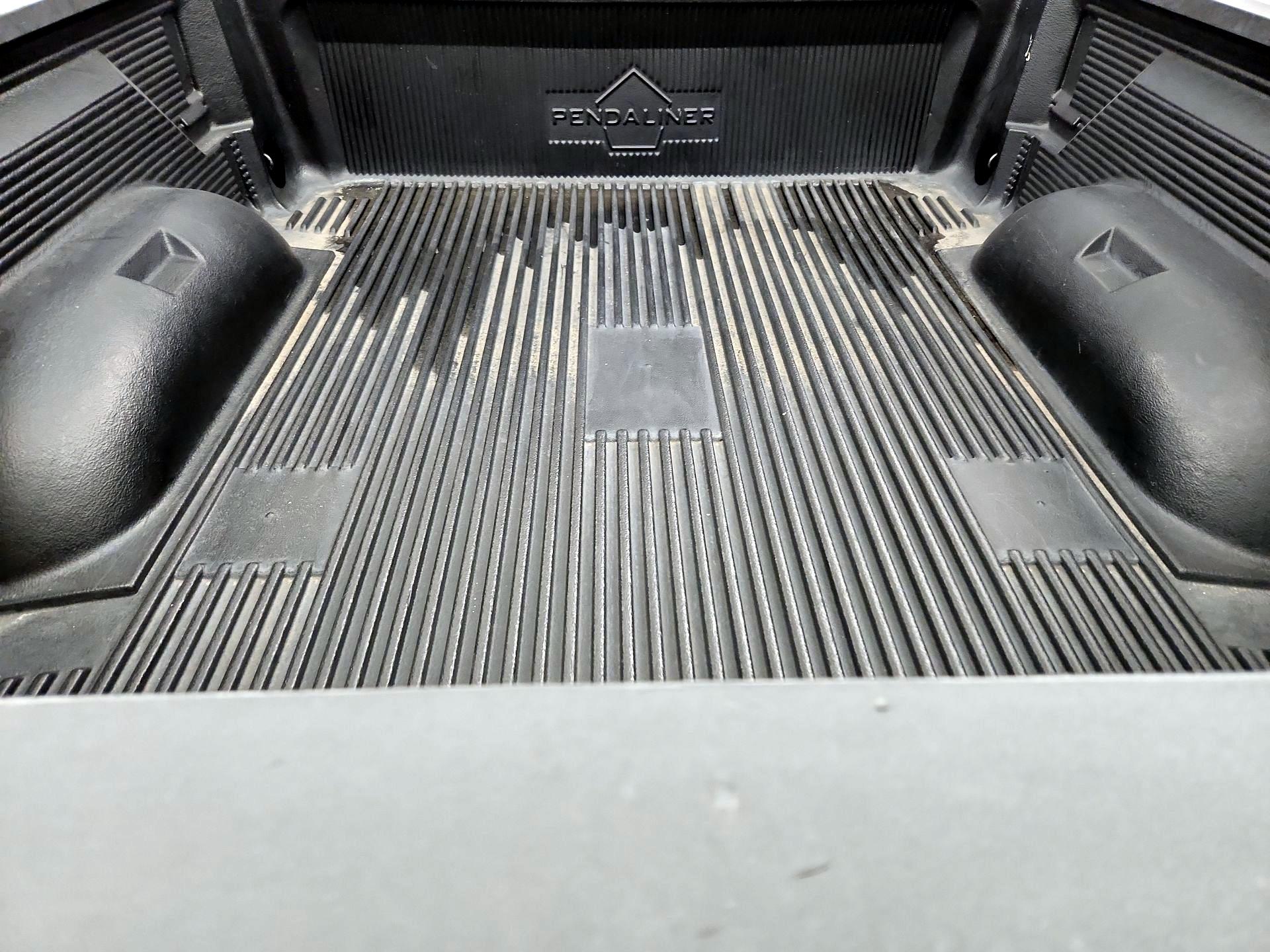 Thumbnail: 2019 RAM 1500 Classic - 20