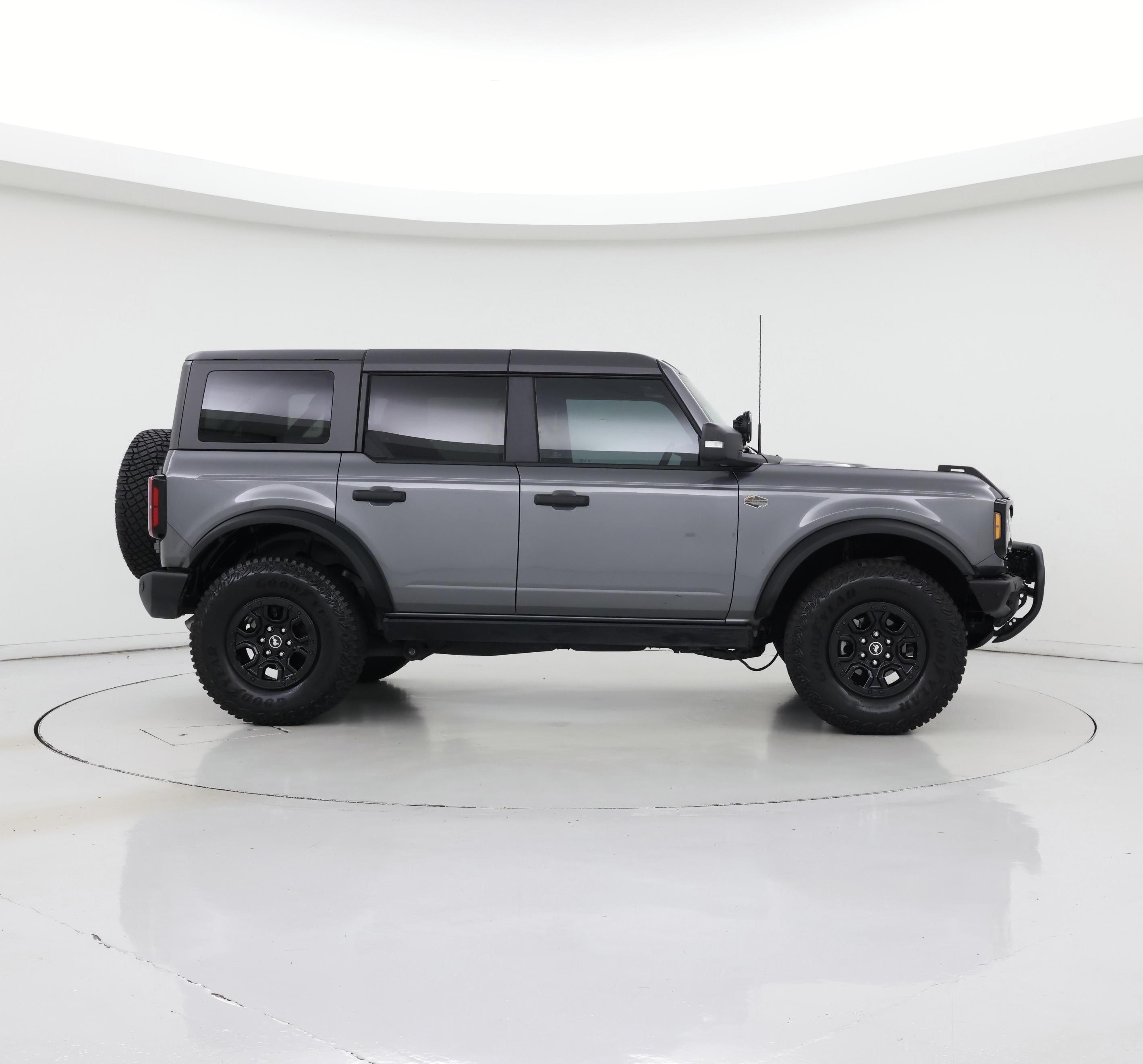 Thumbnail: 2023 Ford Bronco - 7