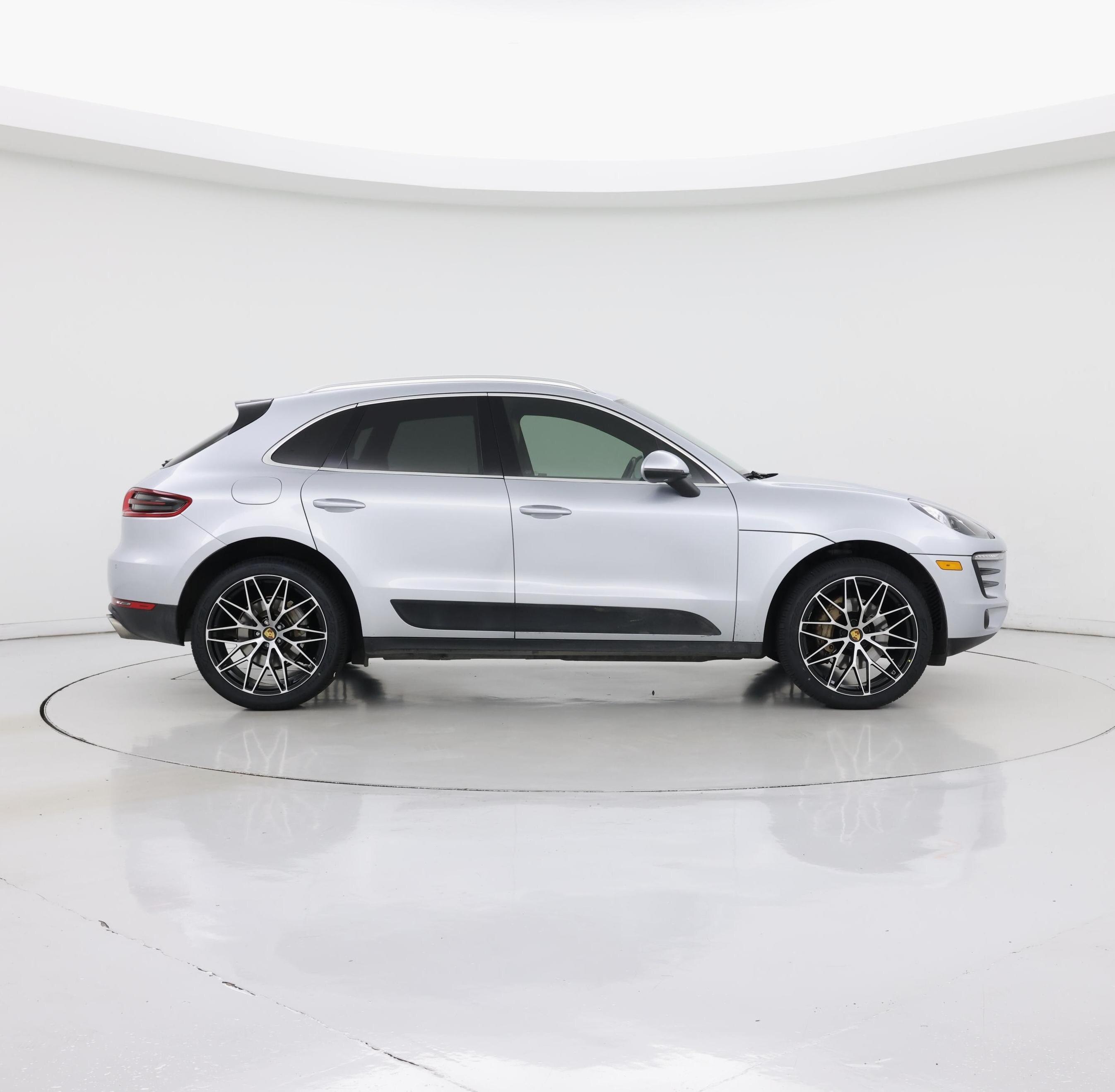 Thumbnail: 2018 Porsche Macan - 7