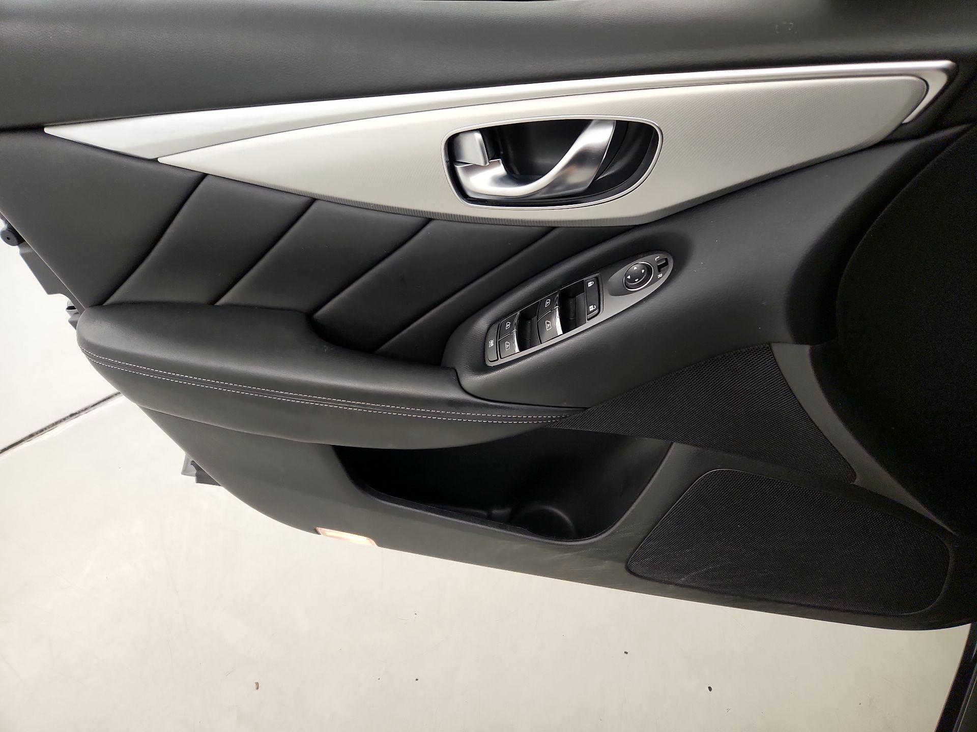 Thumbnail: 2019 INFINITI Q50 - 12
