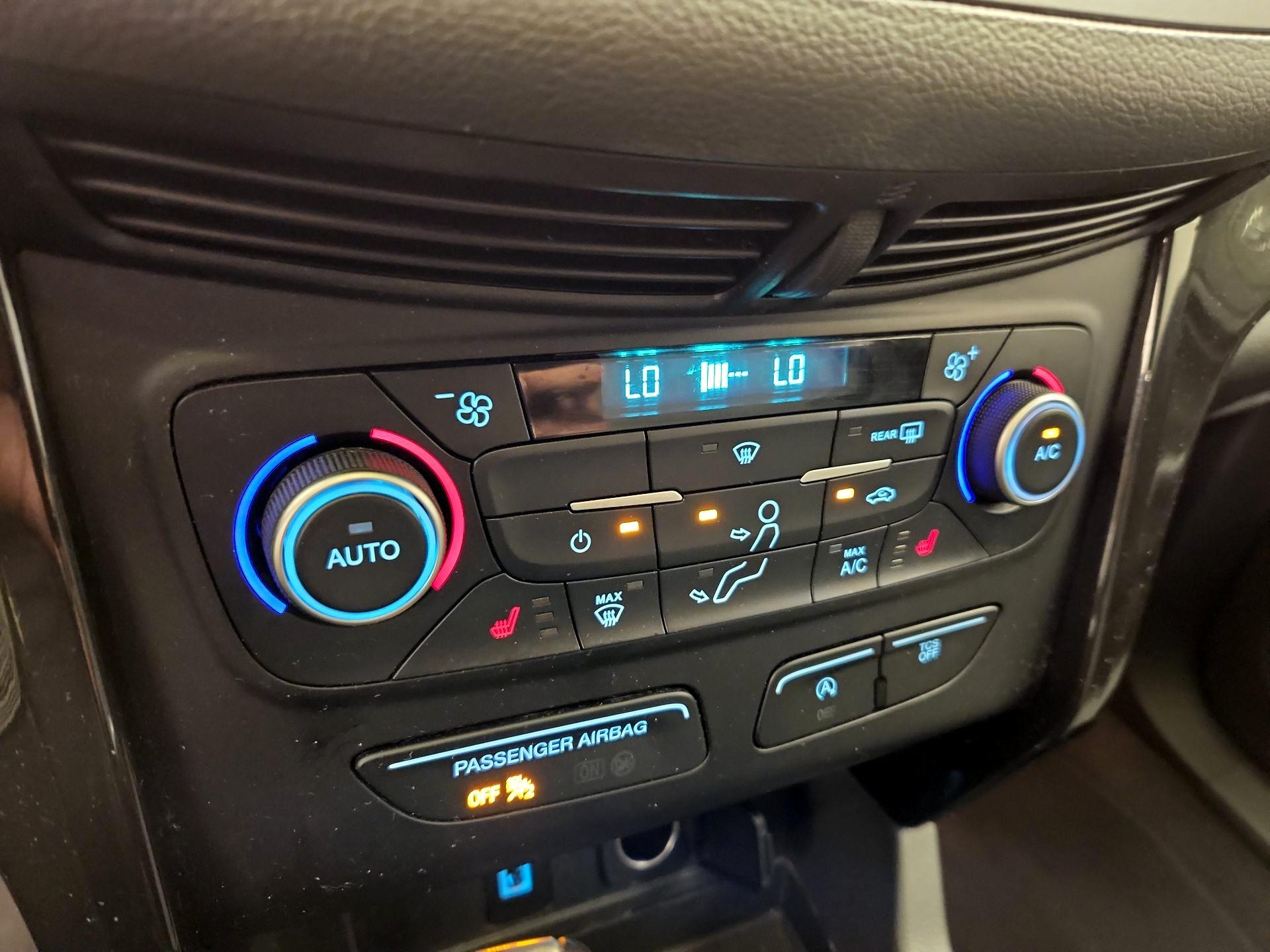 Thumbnail: 2018 Ford Escape - 16