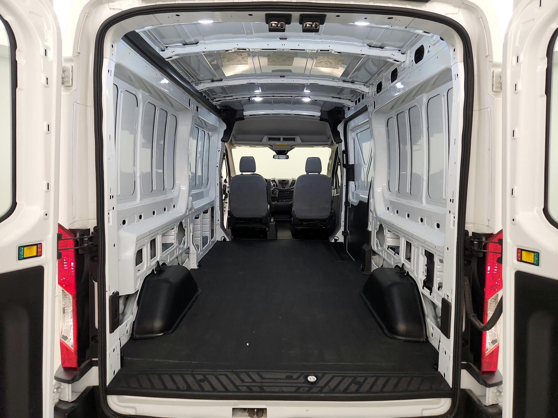 Thumbnail: 2019 Ford Transit Series - 18
