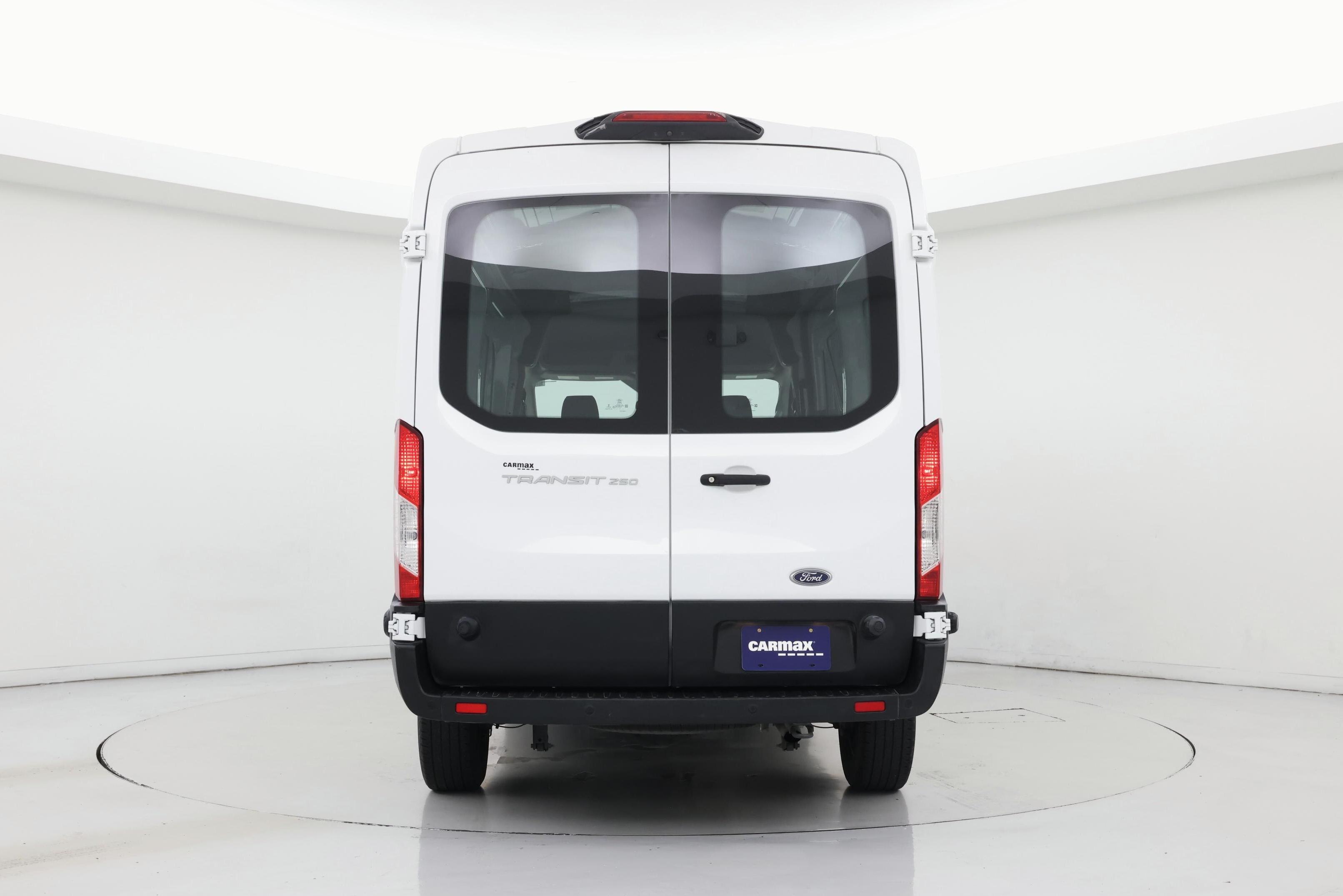 Thumbnail: 2019 Ford Transit Series - 6