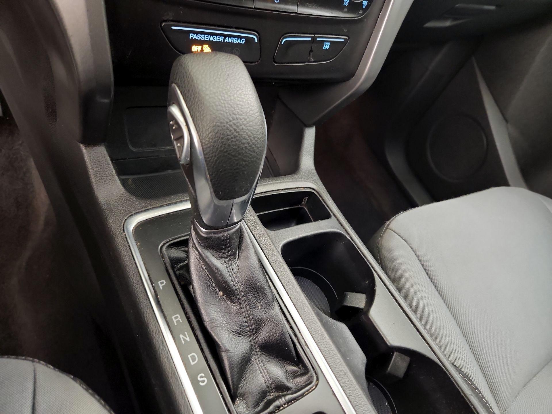 Thumbnail: 2019 Ford Escape - 17
