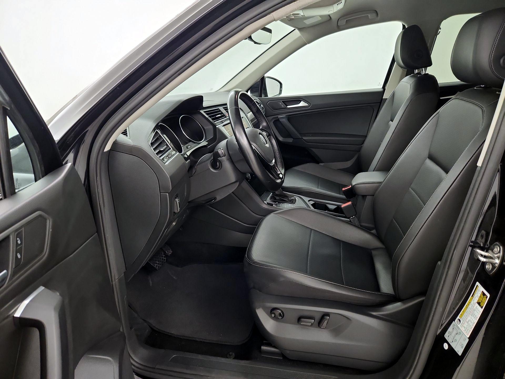 Thumbnail: 2019 Volkswagen Tiguan - 11