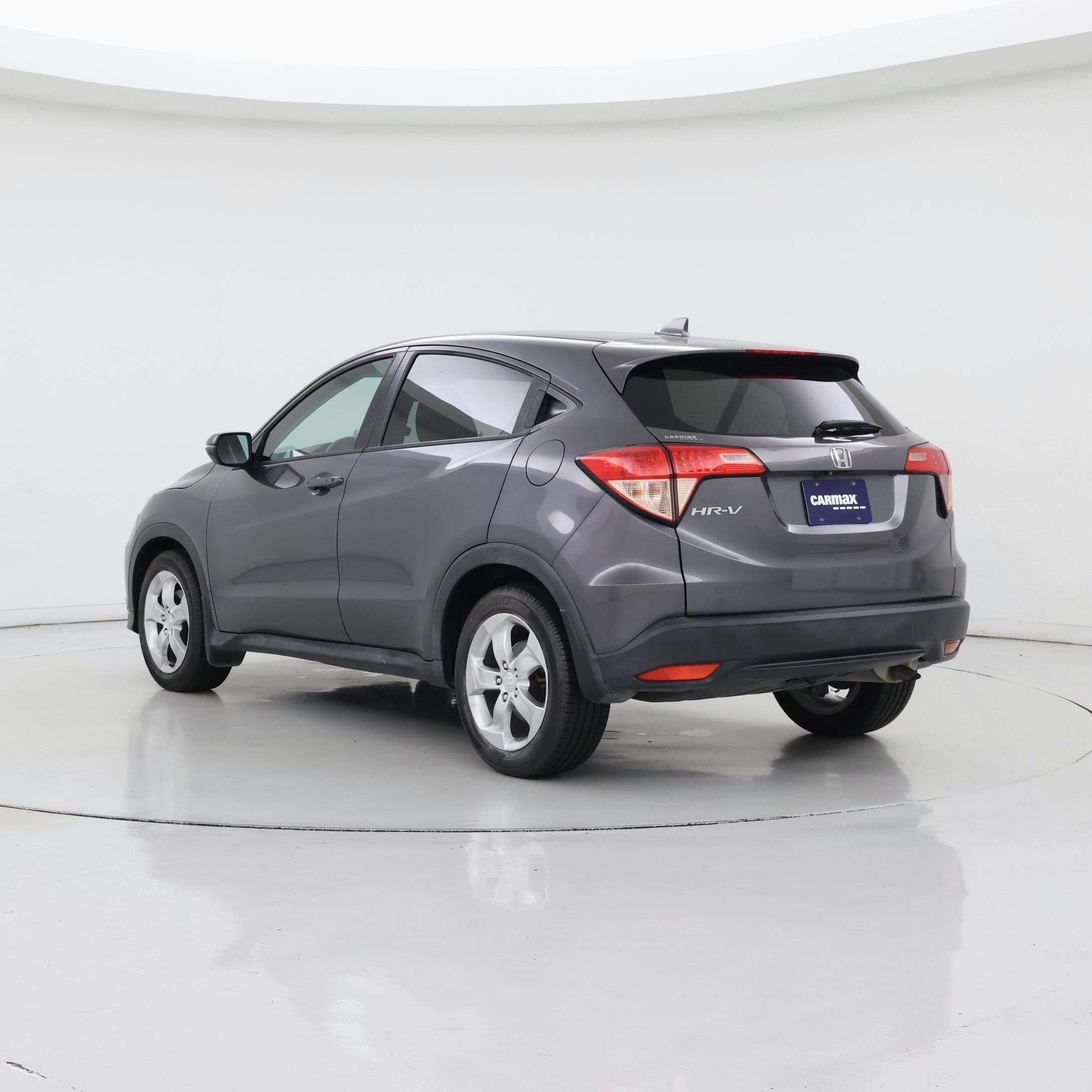 Thumbnail: 2017 Honda HR-V - 2