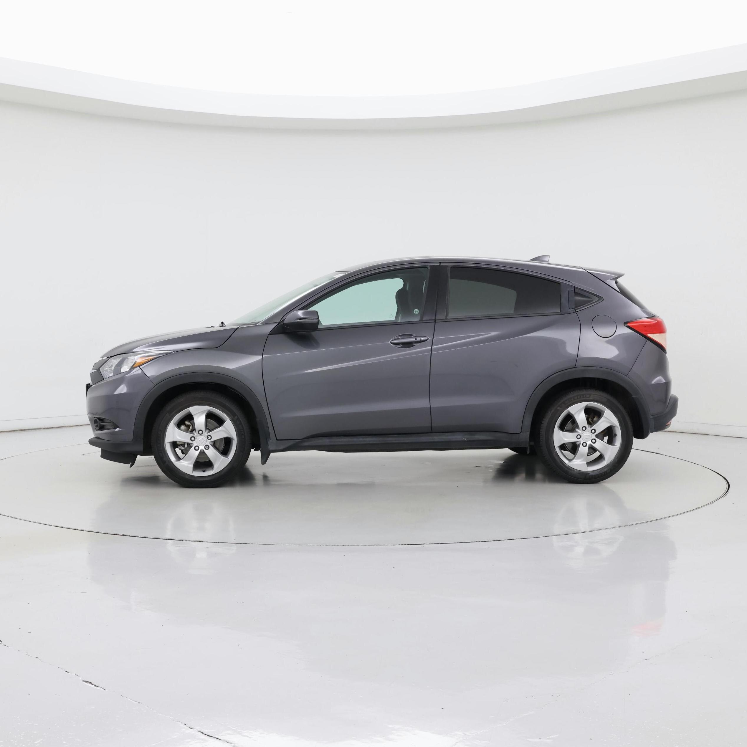 Thumbnail: 2017 Honda HR-V - 3
