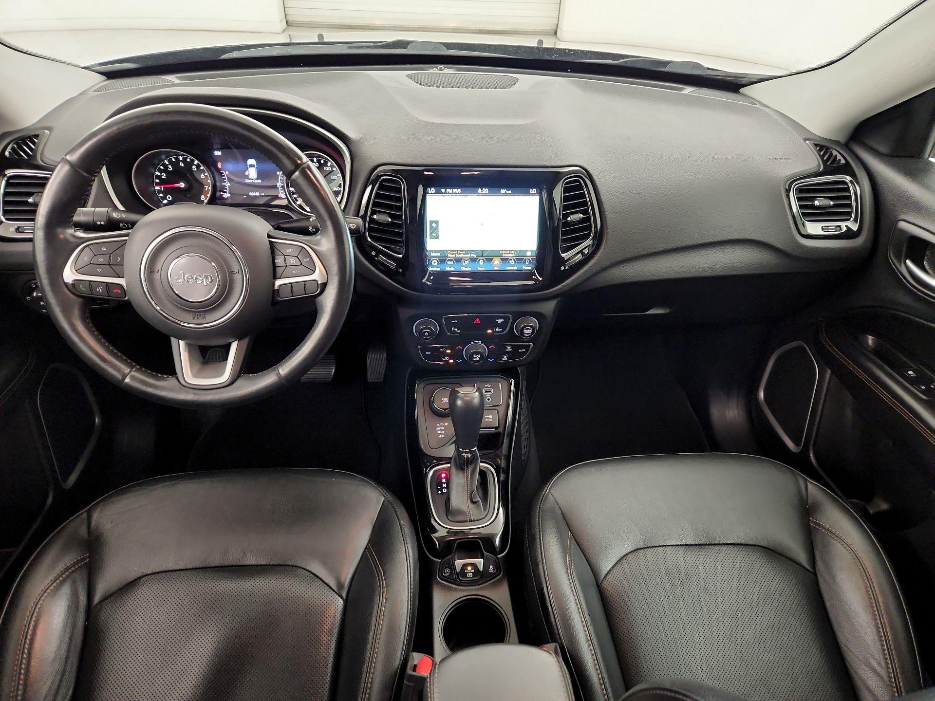 Thumbnail: 2018 Jeep Compass - 9