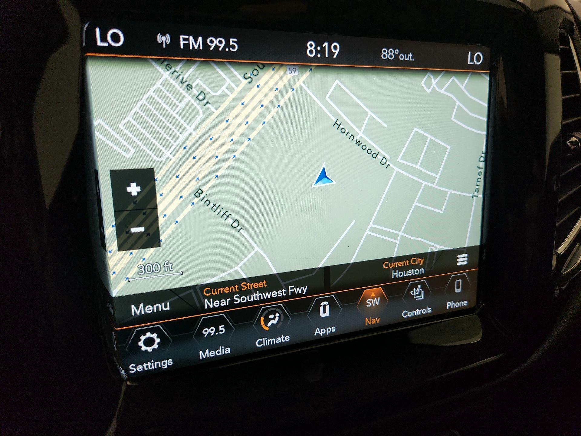 Thumbnail: 2018 Jeep Compass - 14