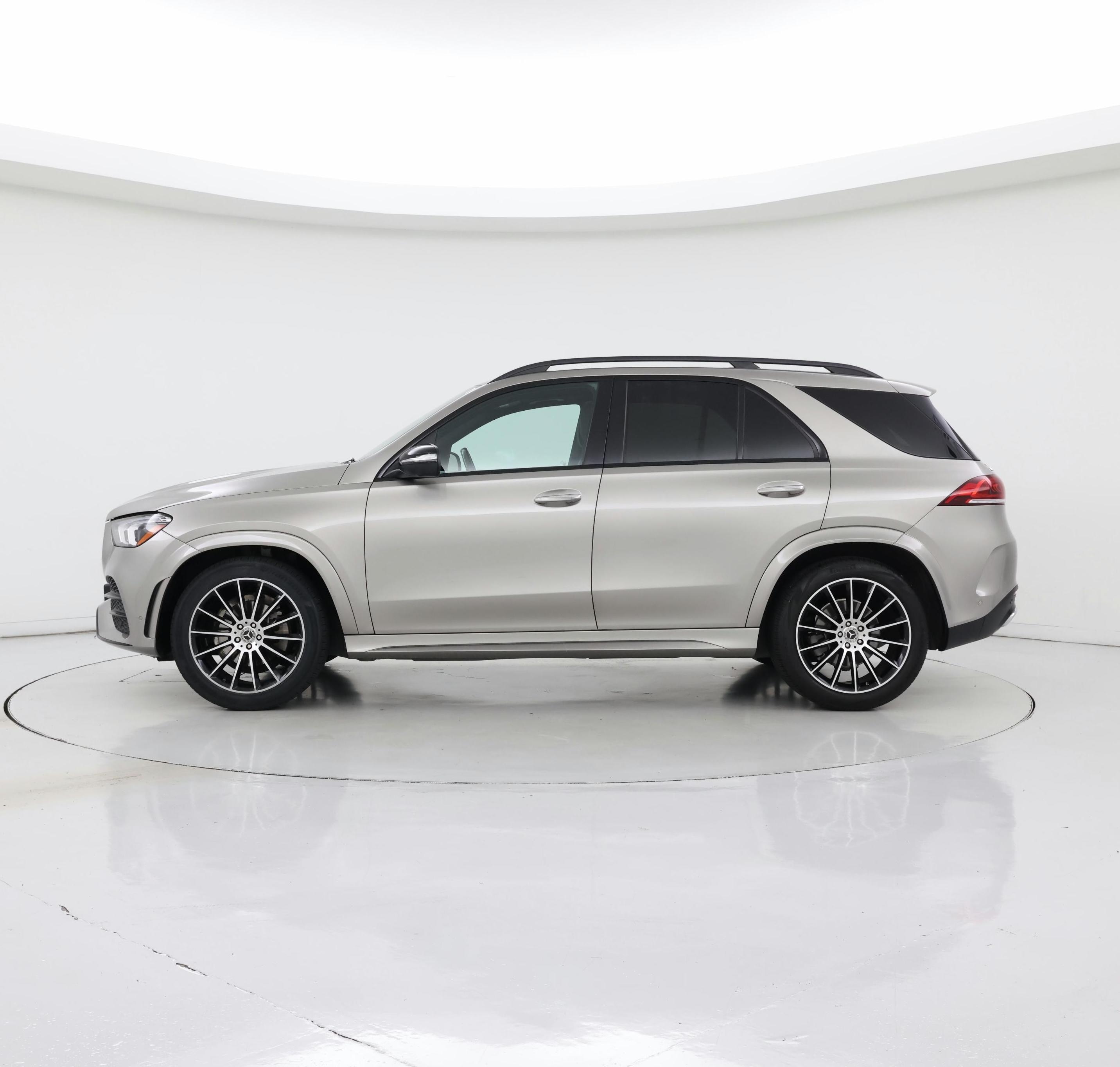 Thumbnail: 2021 Mercedes-Benz GLE - 3