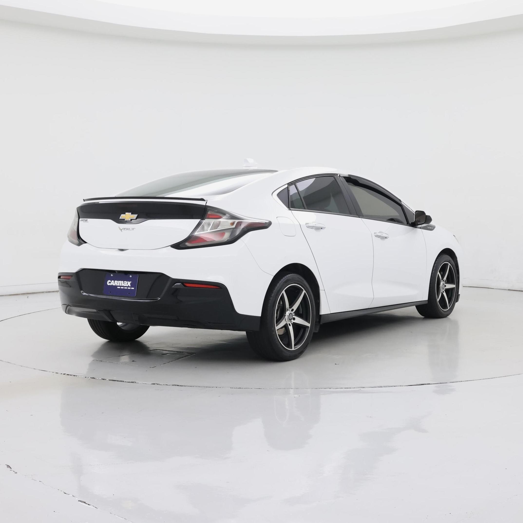 Thumbnail: 2018 Chevrolet Volt - 8