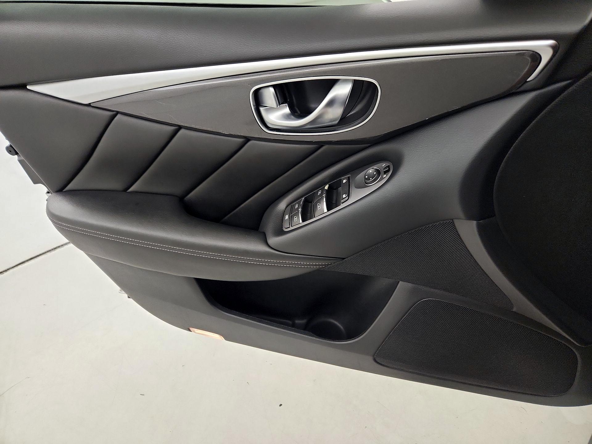 Thumbnail: 2018 INFINITI Q50 - 12